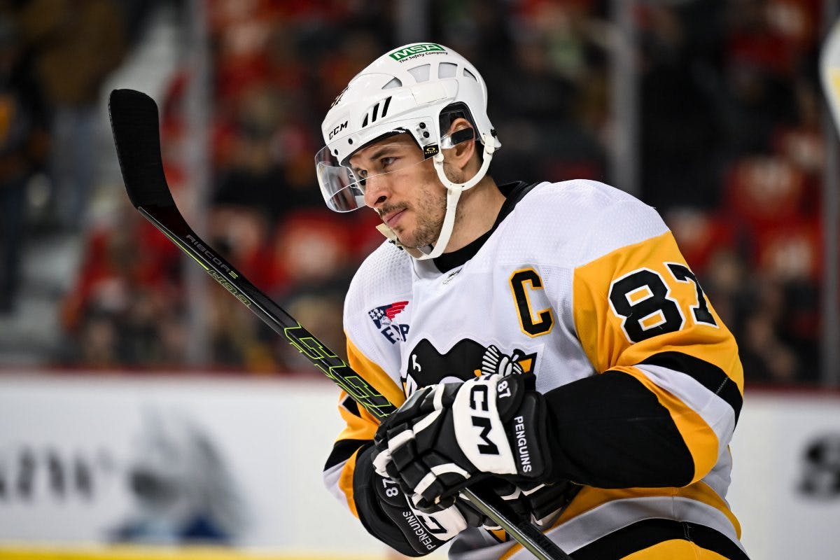 As the Pittsburgh Penguins’ ship sinks, don’t expect Sidney Crosby to abandon it