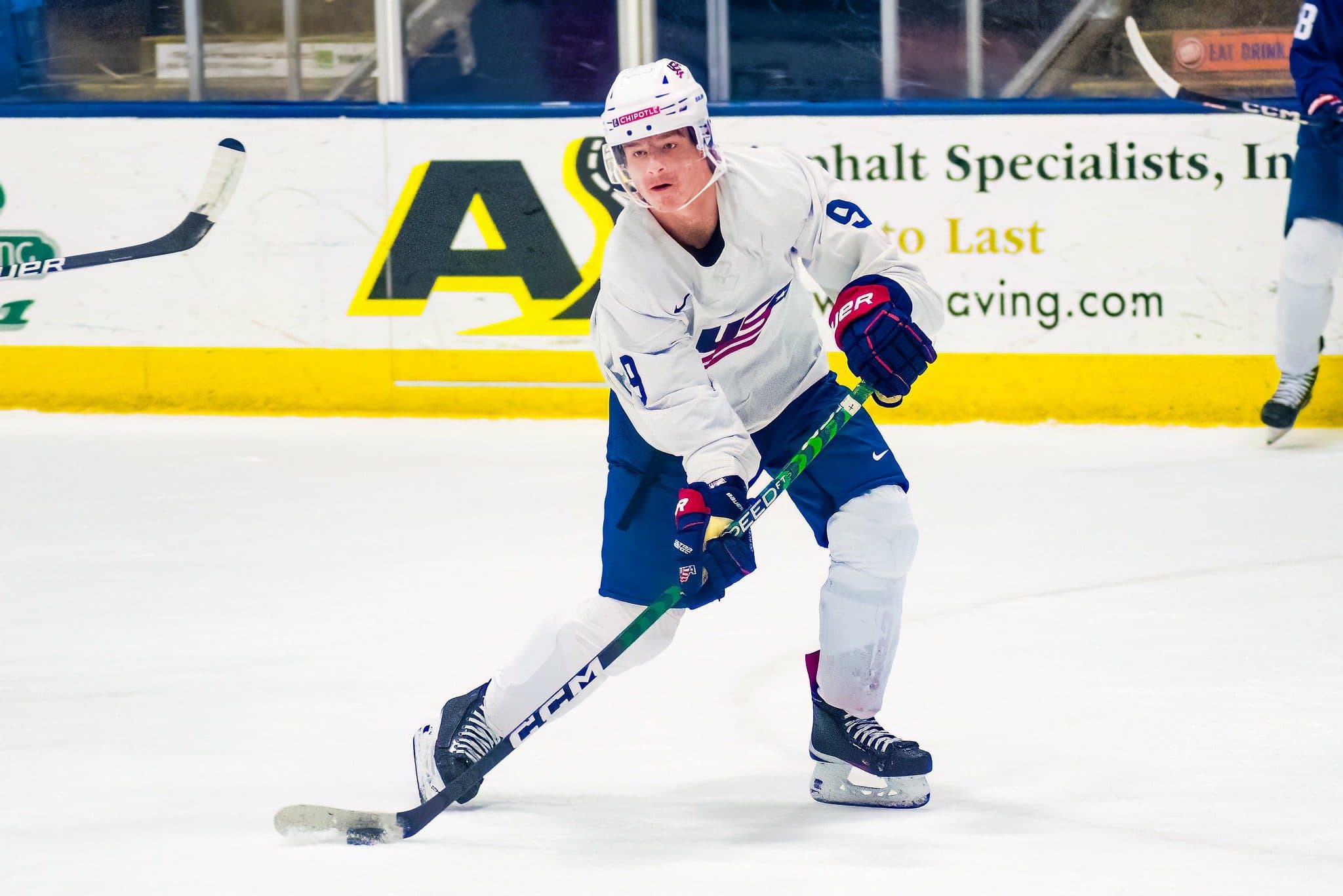 Carolina Hurricanes sign forward Jackson Blake to three-year, entry-level contract