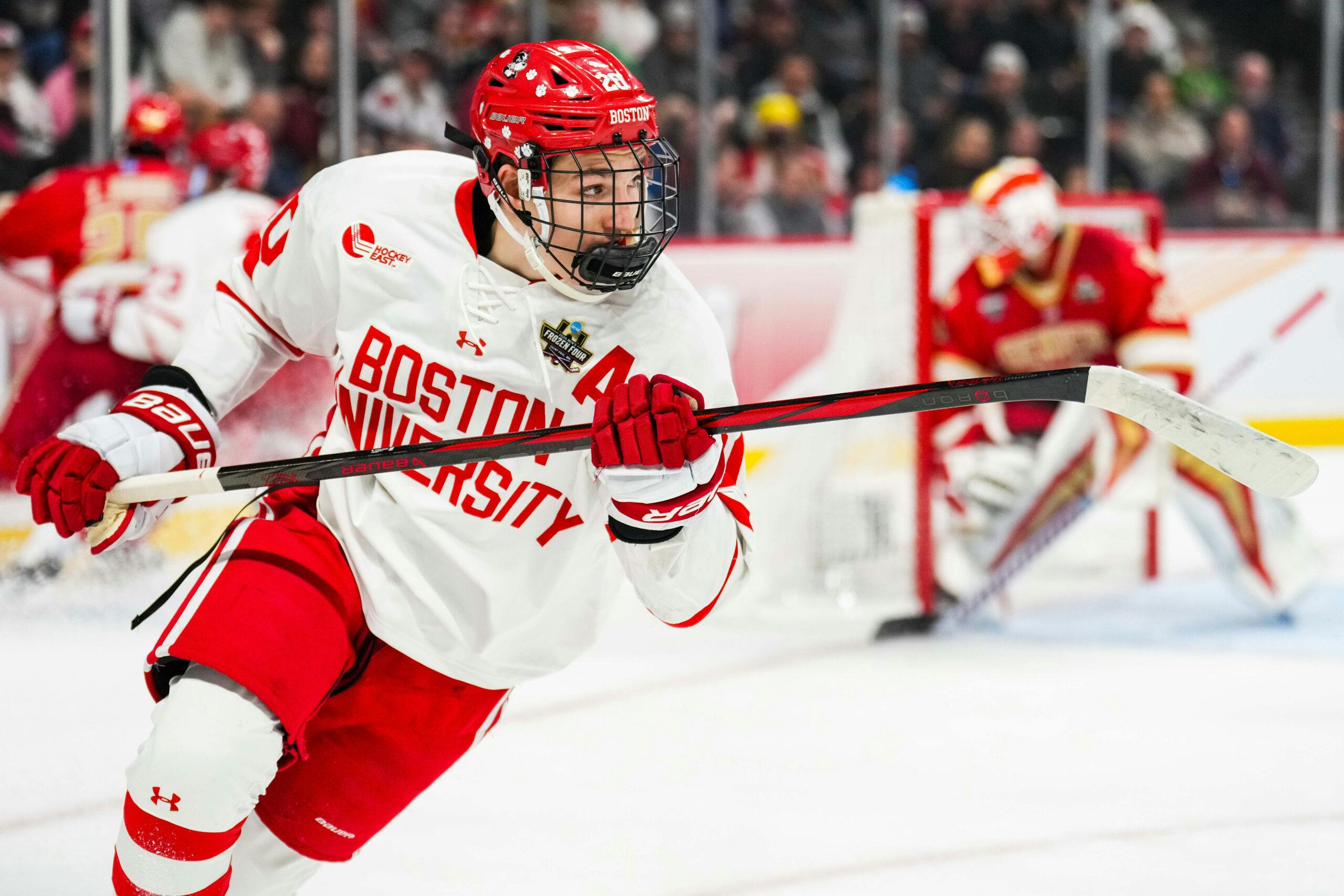 Montreal Canadiens sign Lane Hutson to entry-level contract