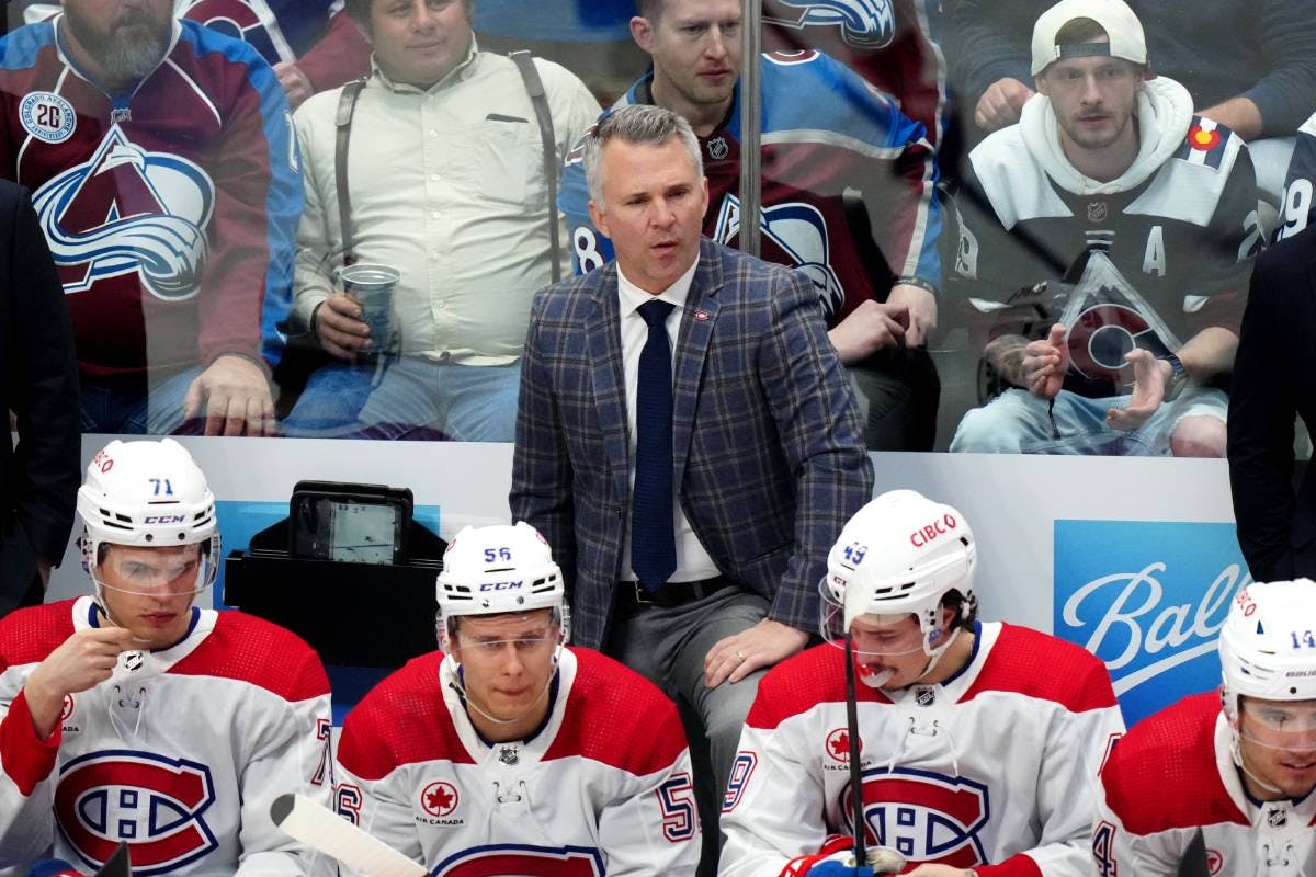 Canadiens exercise two-year option for coach Martin St. Louis