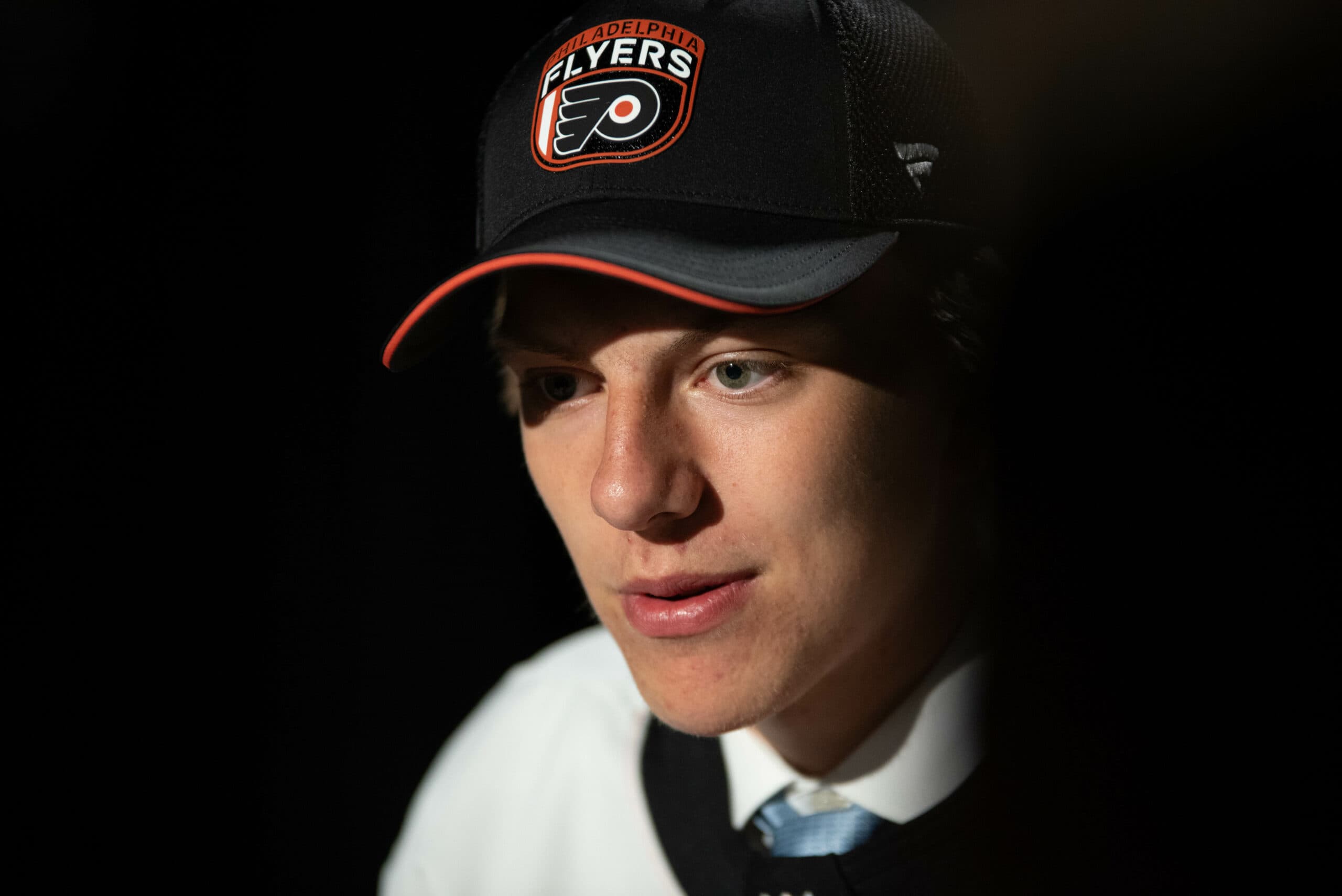 Flyers sign Jack Berglund to three-year, entry-level contract