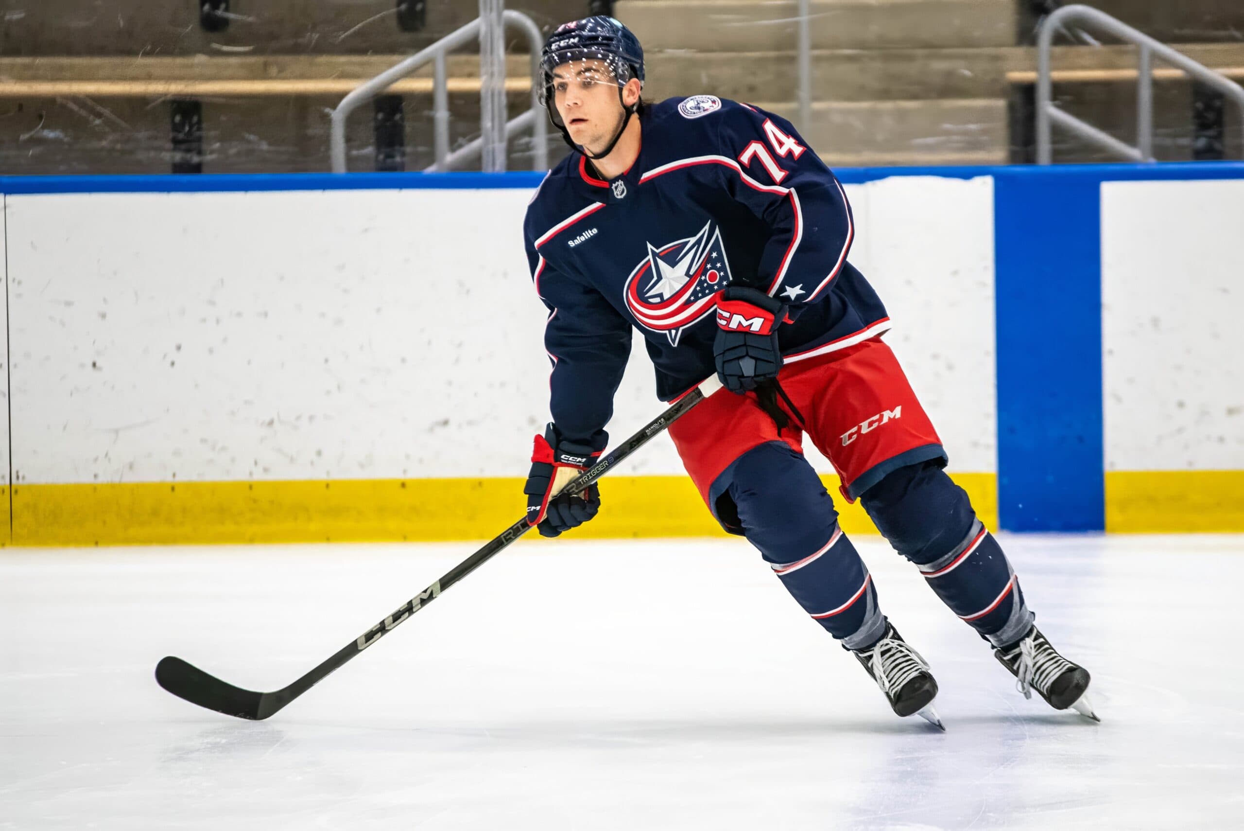 Blue Jackets sign Corson Ceulemans to one-year, two-way contract