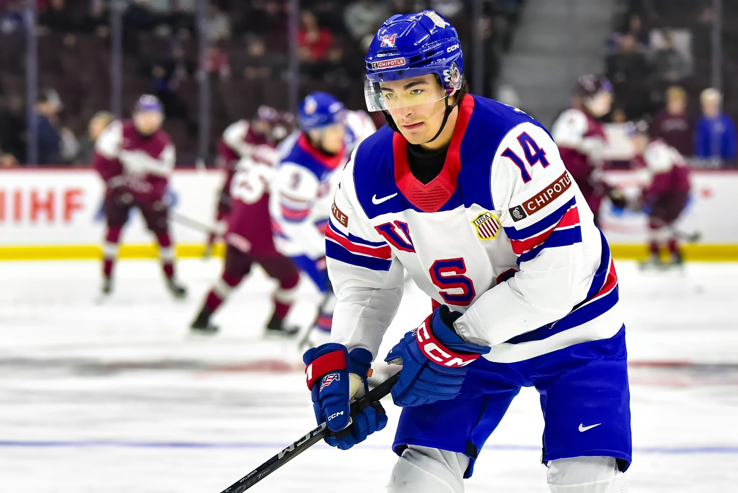 Stars sign Aram Minnetian to three-year, entry-level contract