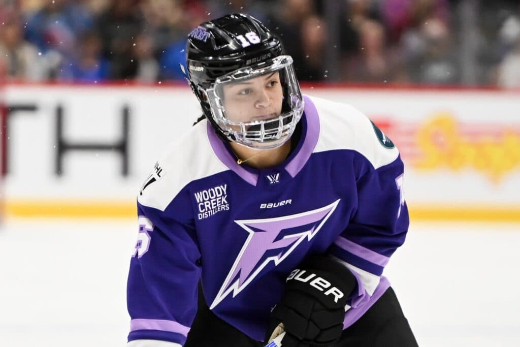 Minnesota Frost defender Sophie Jaques