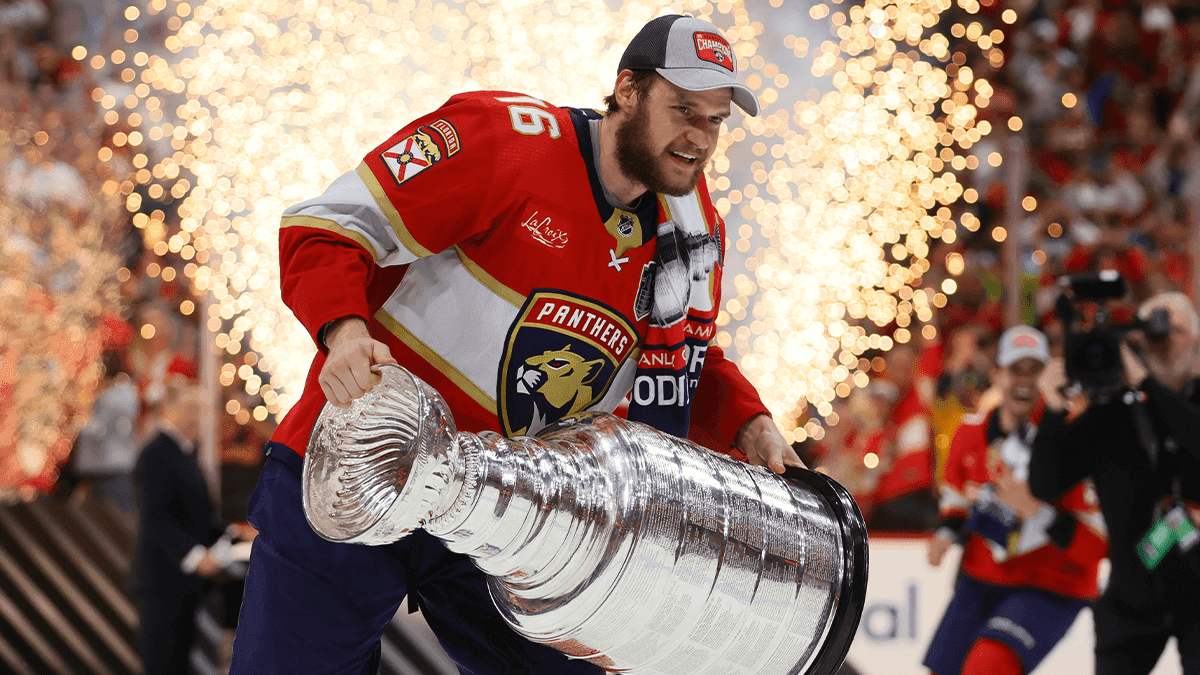 Daily faceoff line combinations nhl news betting picks