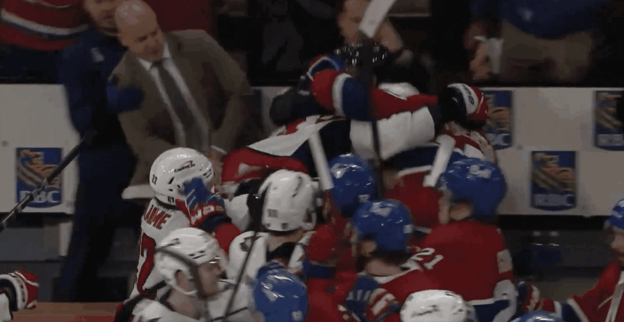Watch: Fight between Capitals’ Wilson, Canadiens’ Anderson spills into bench