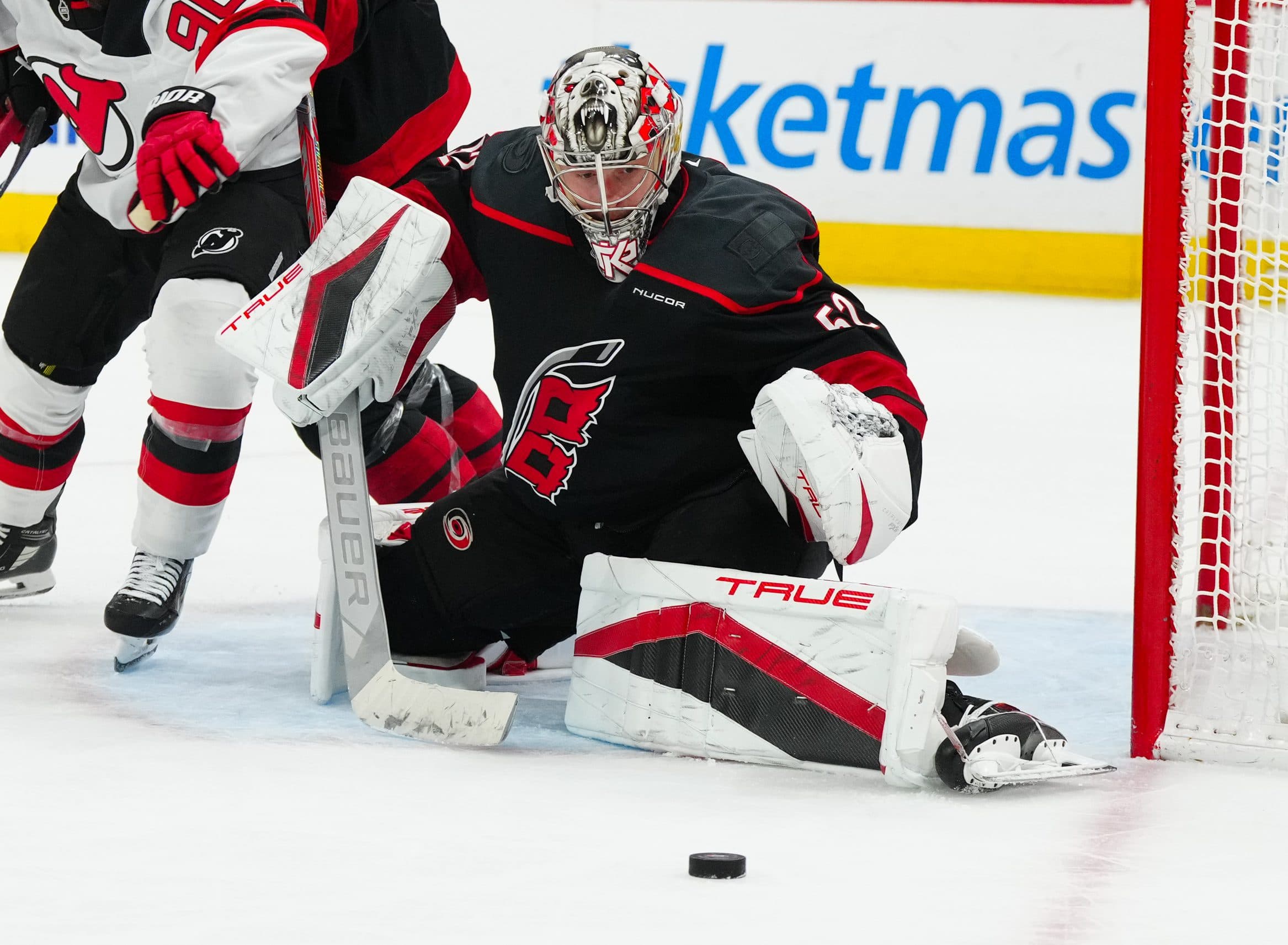 Hurricanes’ Pyotr Kochetkov to start Game 3 against Panthers