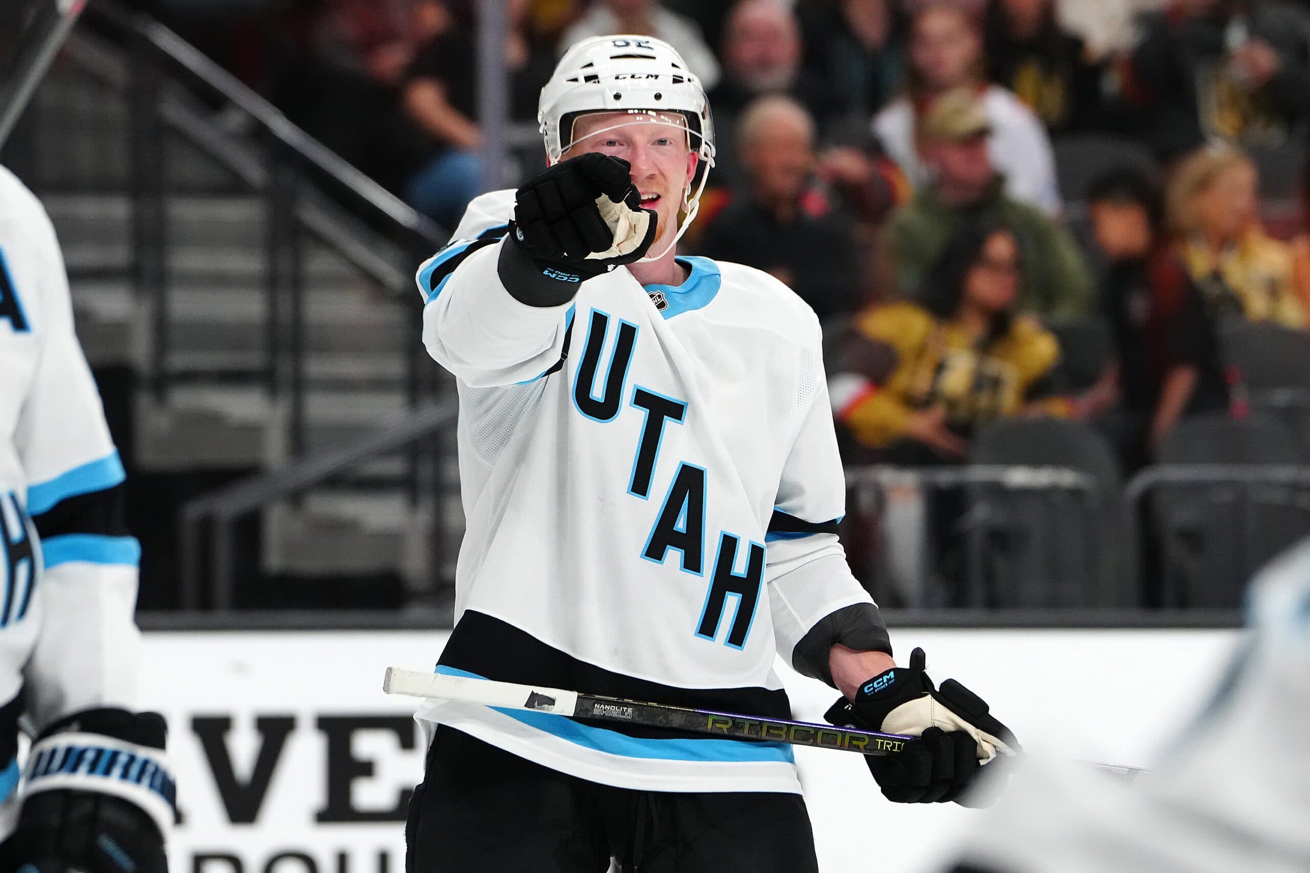Mammoth sign Ben McCartney to two-year contract extension