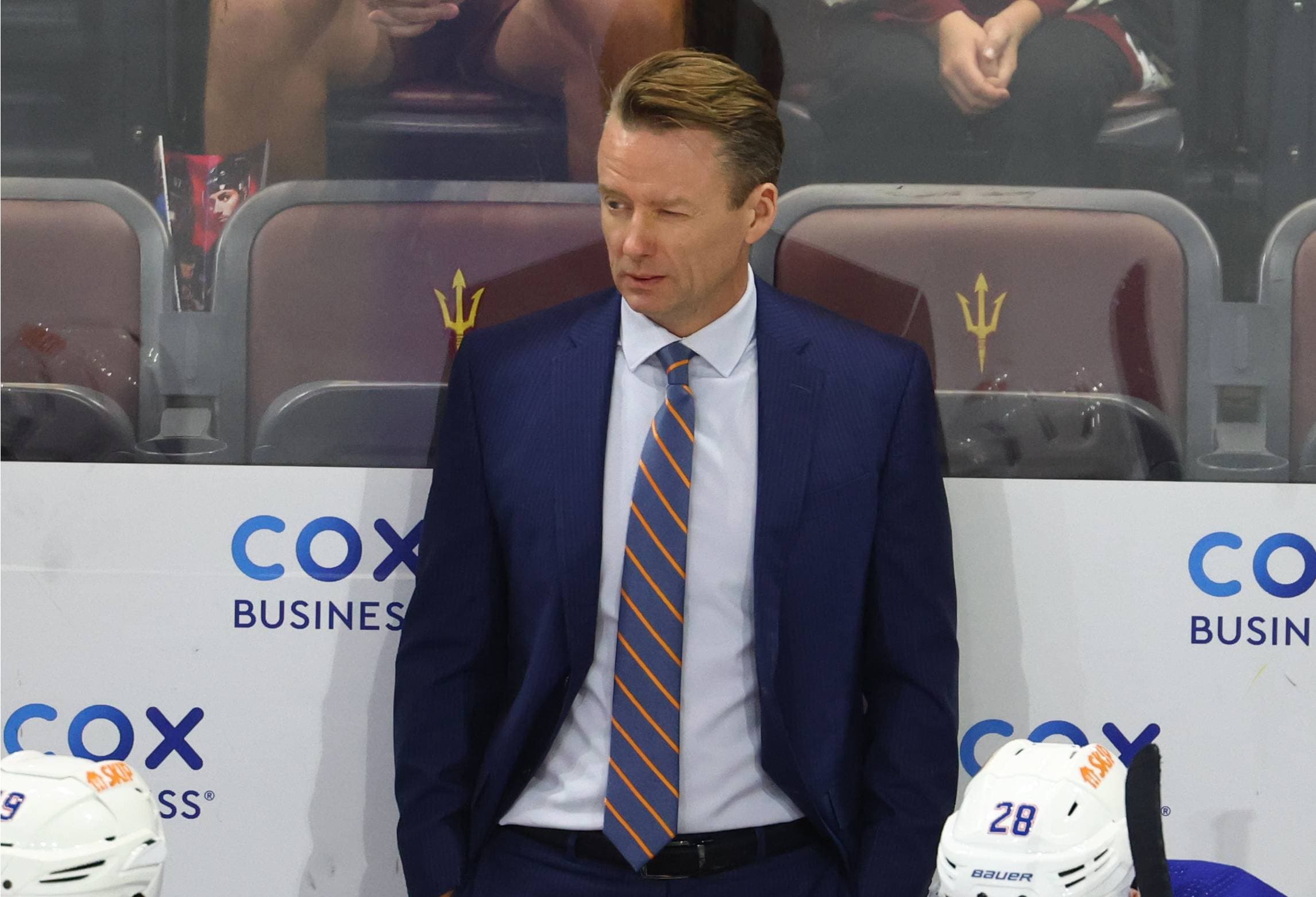 Report: Stars close to hiring Glen Gulutzan as new head coach