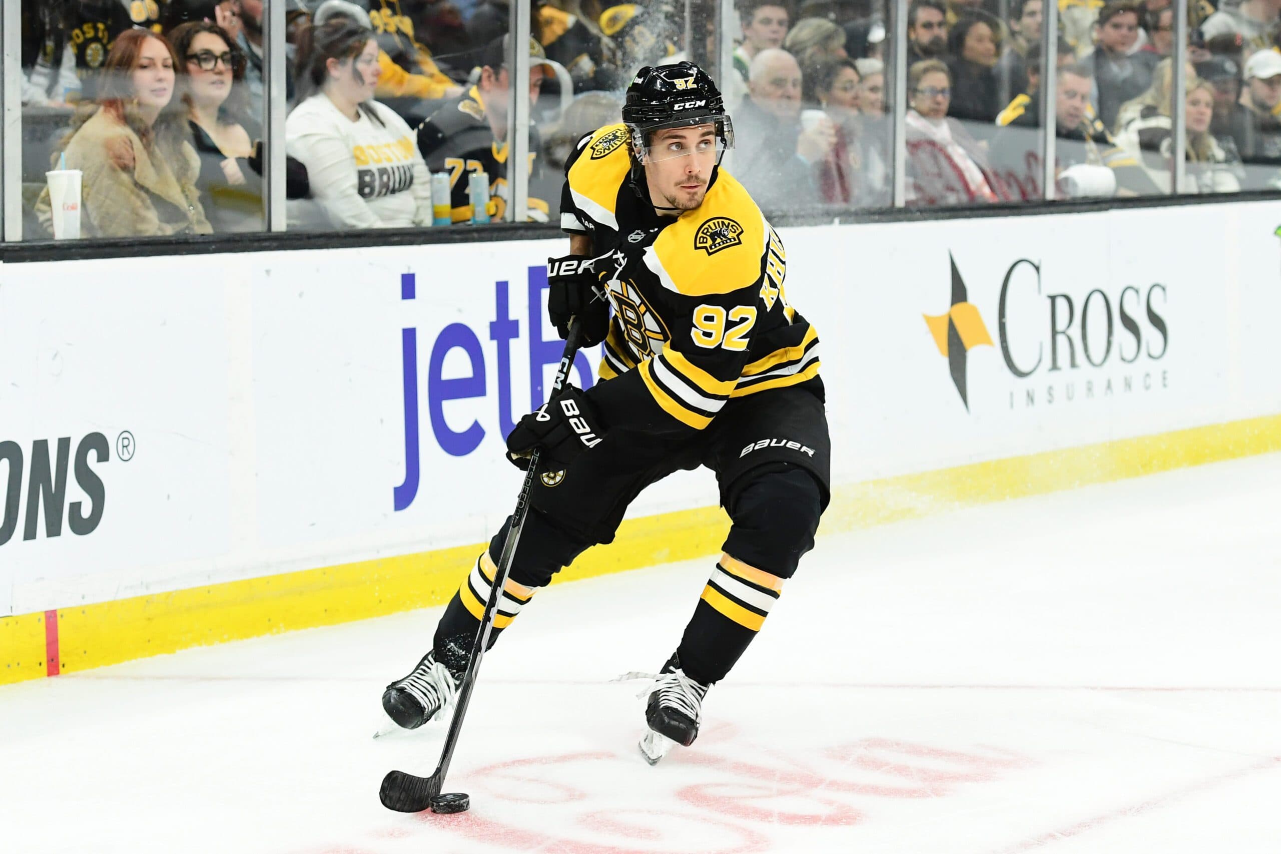 Bruins sign Marat Khusnutdinov, Michael Callahan to contracts