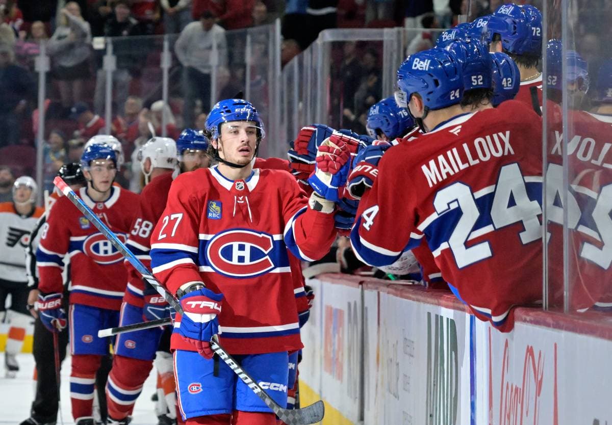 Avalanche sign Alex Barre-Boulet to one-year, two-way deal