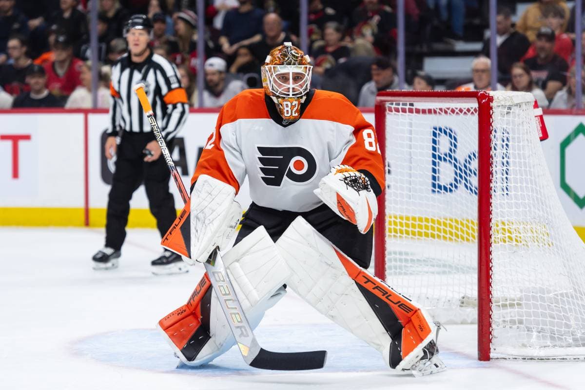 Cluelo rae xxx made a reservation with Cassandra after