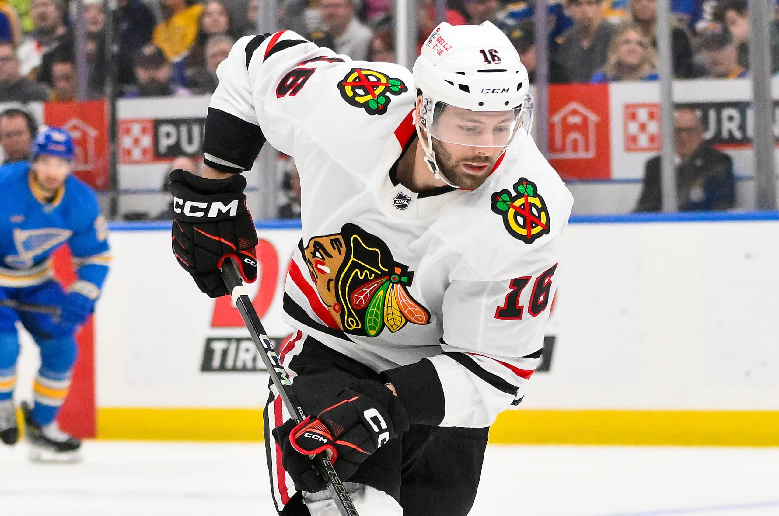 Blackhawks’ Jason Dickinson out week-to-week; Oliver Moore recalled