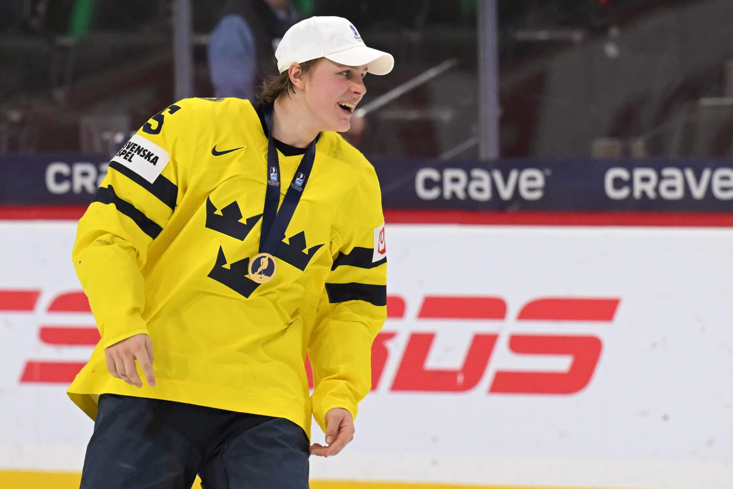 Acquiring ninth-overall pick opens door for Sharks taking a forward second overall
