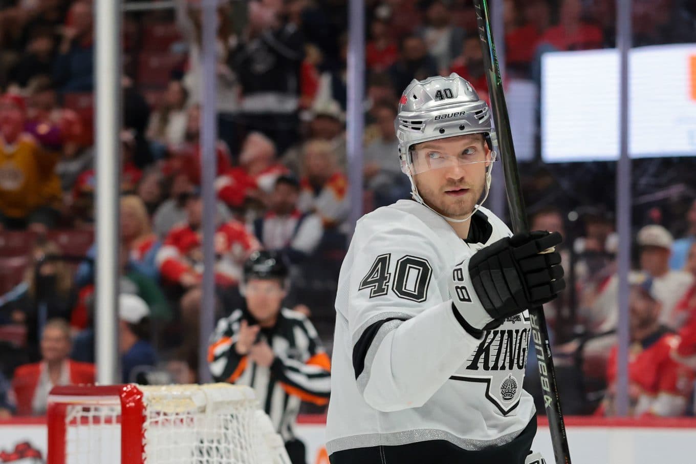 Kings’ Joel Armia leaves game against Oilers with upper-body injury