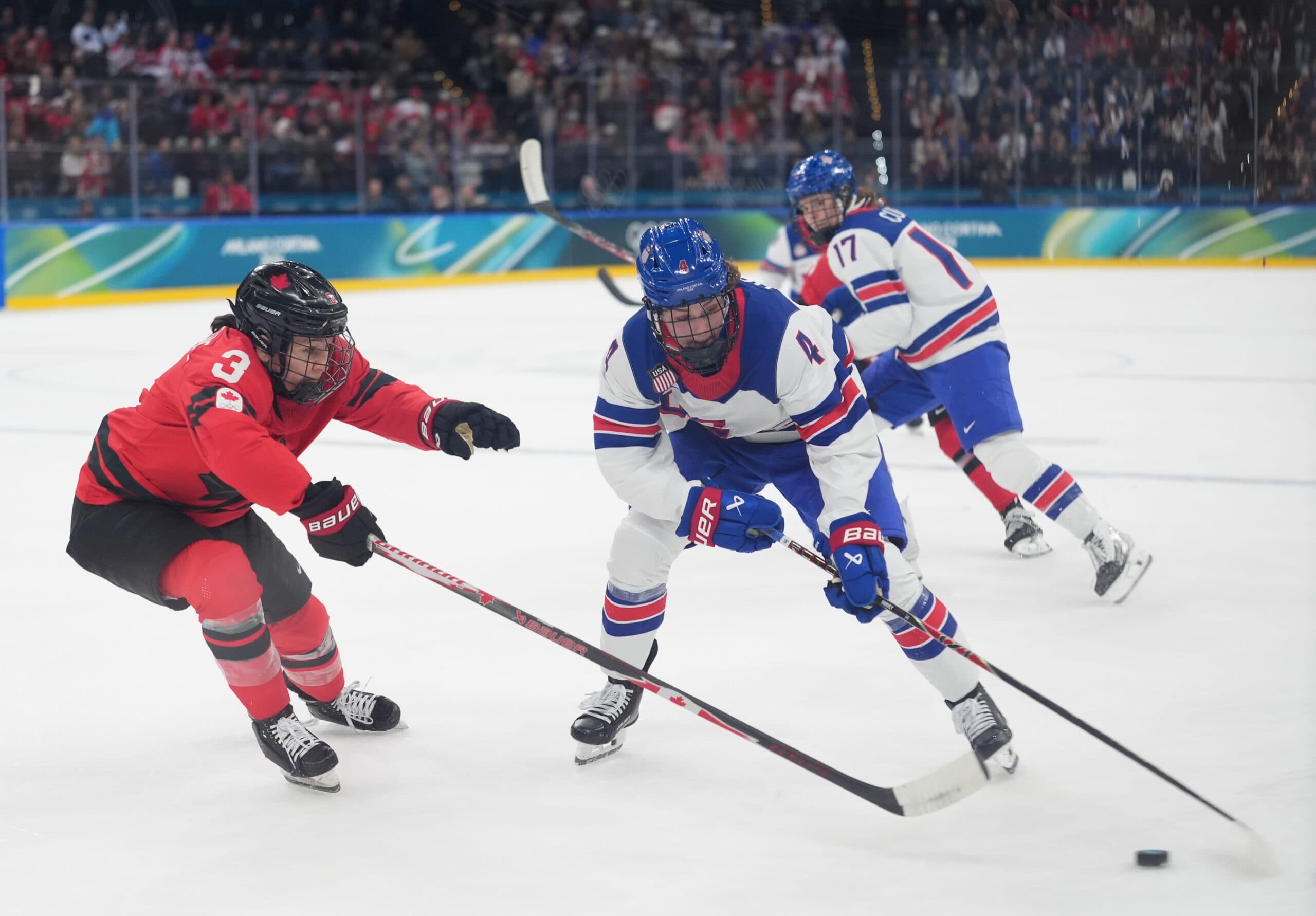 Team USA defenseman Caroline Harvey