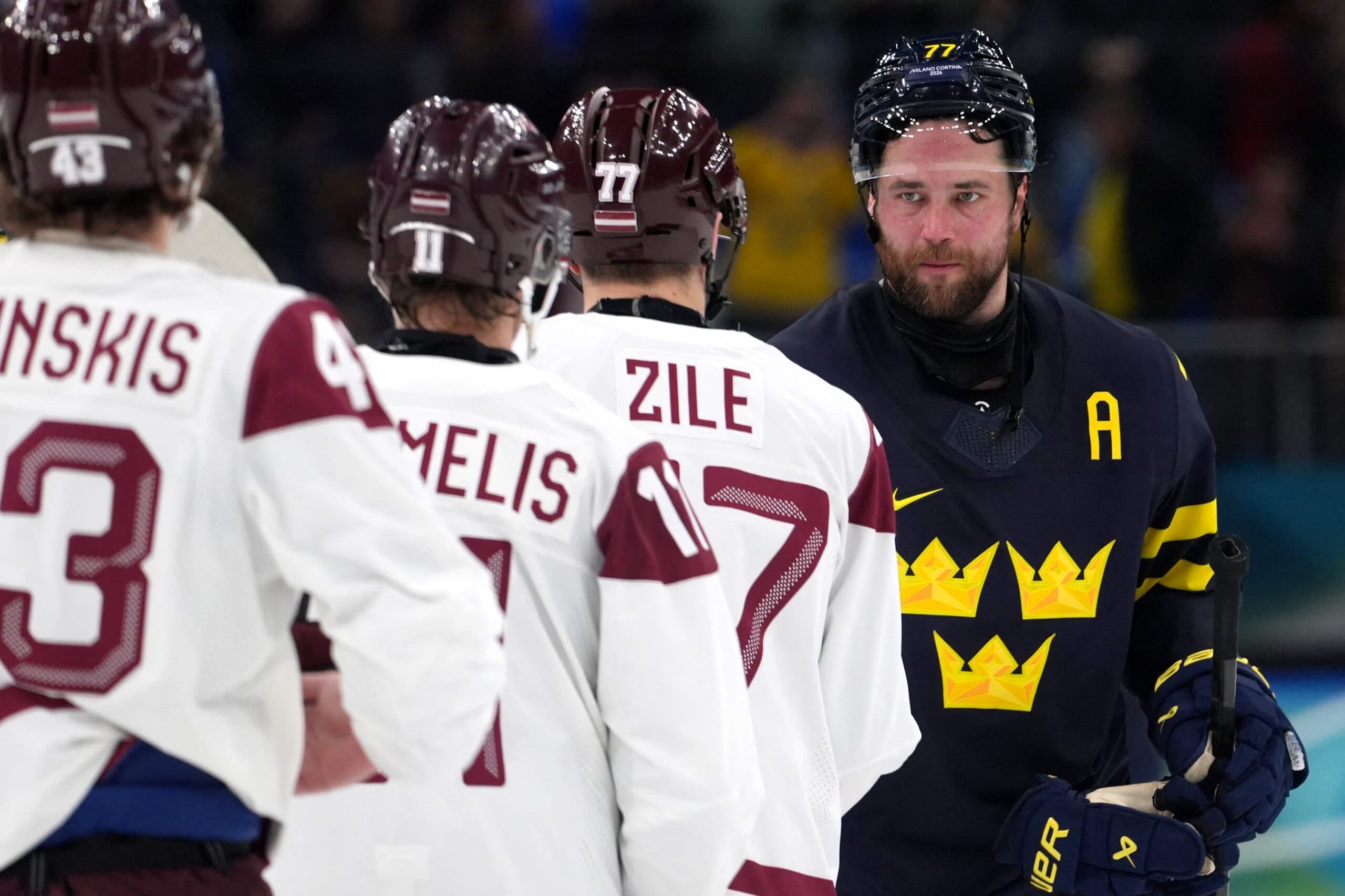 Hedam chose to stay on the bench to support his teammates.