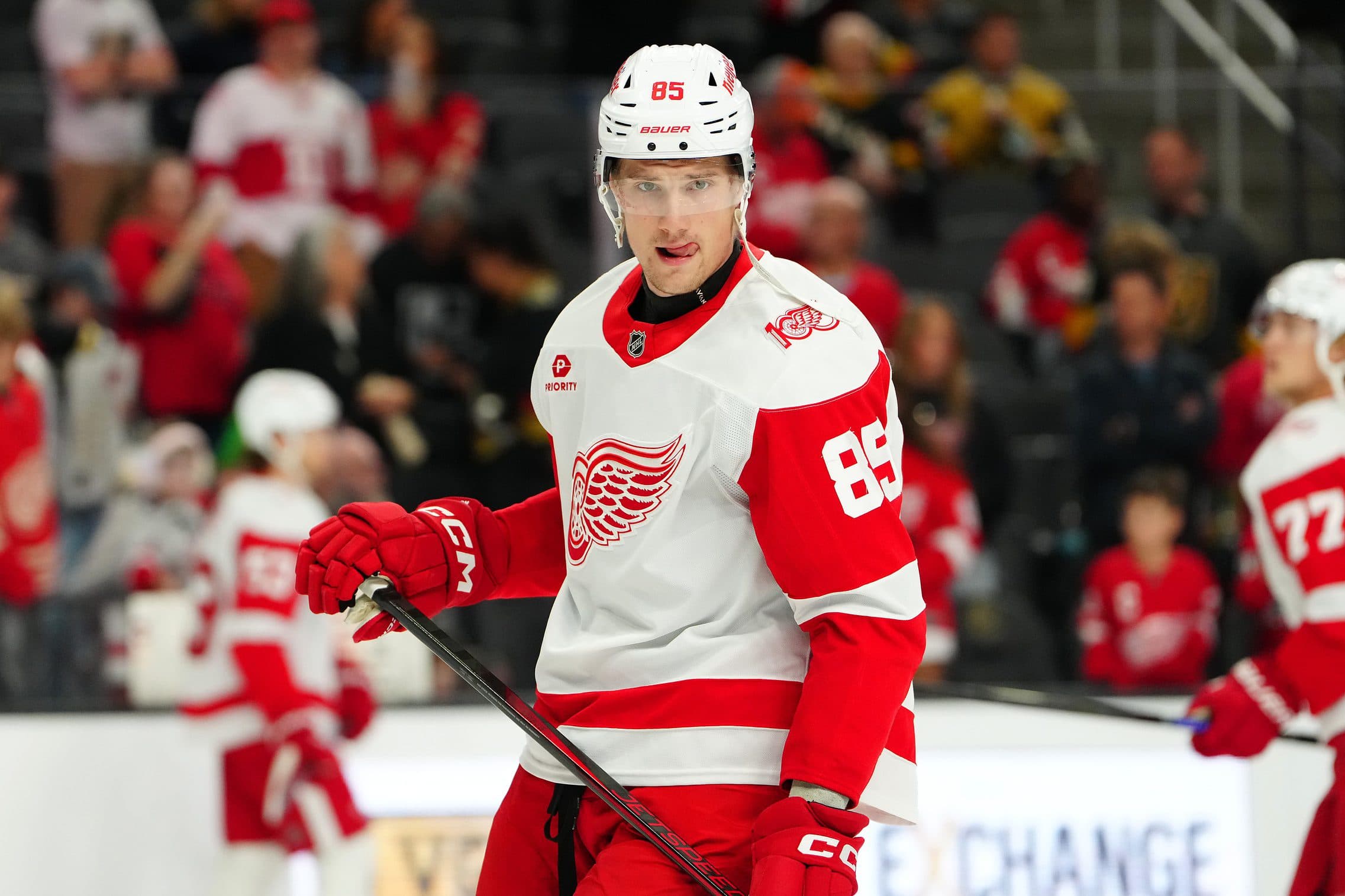 Detroit Red Wings left wing Elmer Soderblom (85) warms up before a game against the Vegas Golden Knights at T-Mobile Arena.
