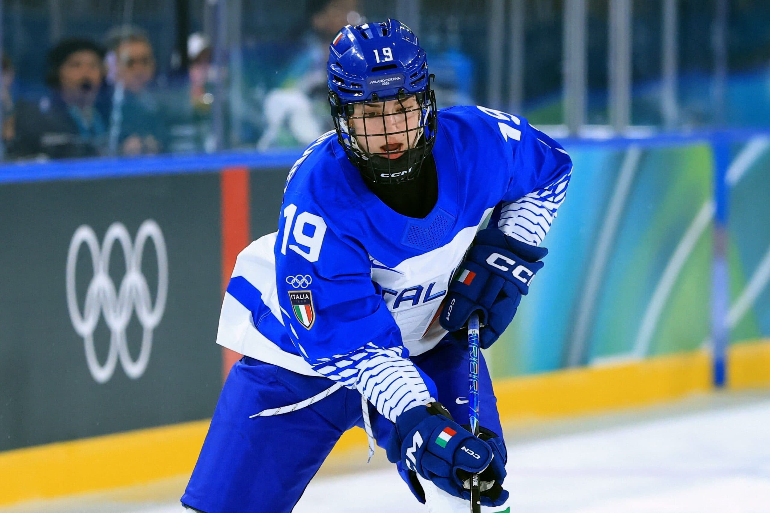 Sceptres sign Kristin Della Rovere to one-year contract