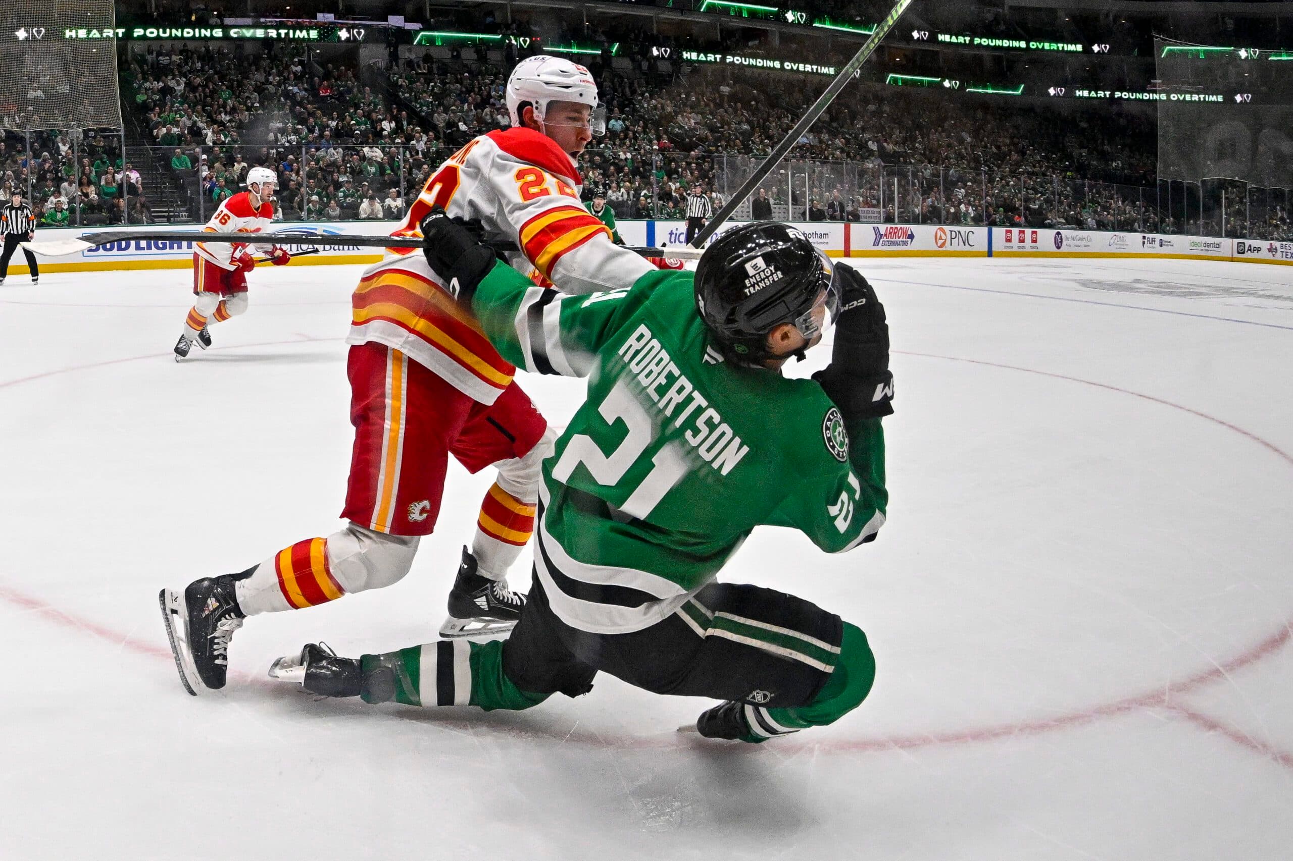 Flames’ Ryan Strome fined for cross-checking Stars’ Jason Robertson