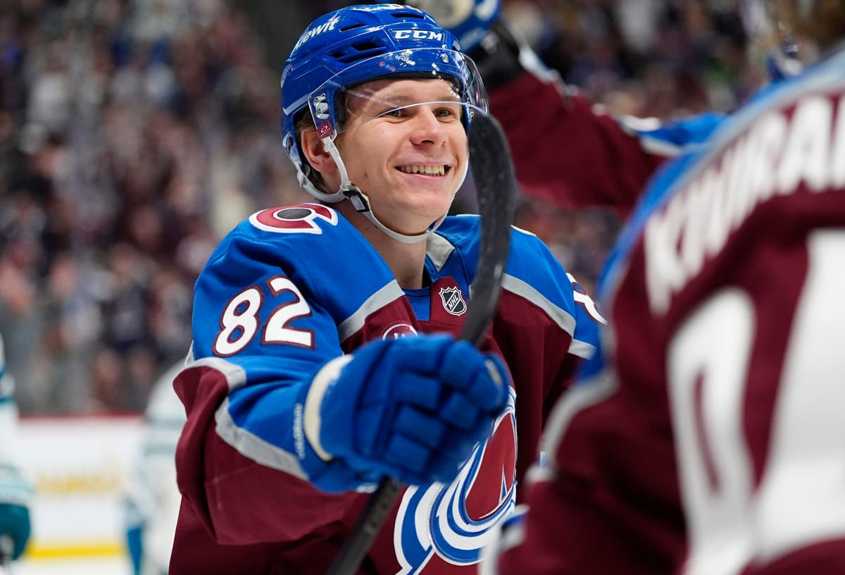 Bruins and Avalanche Swap Depth Forwards in Minor League Shuffle
