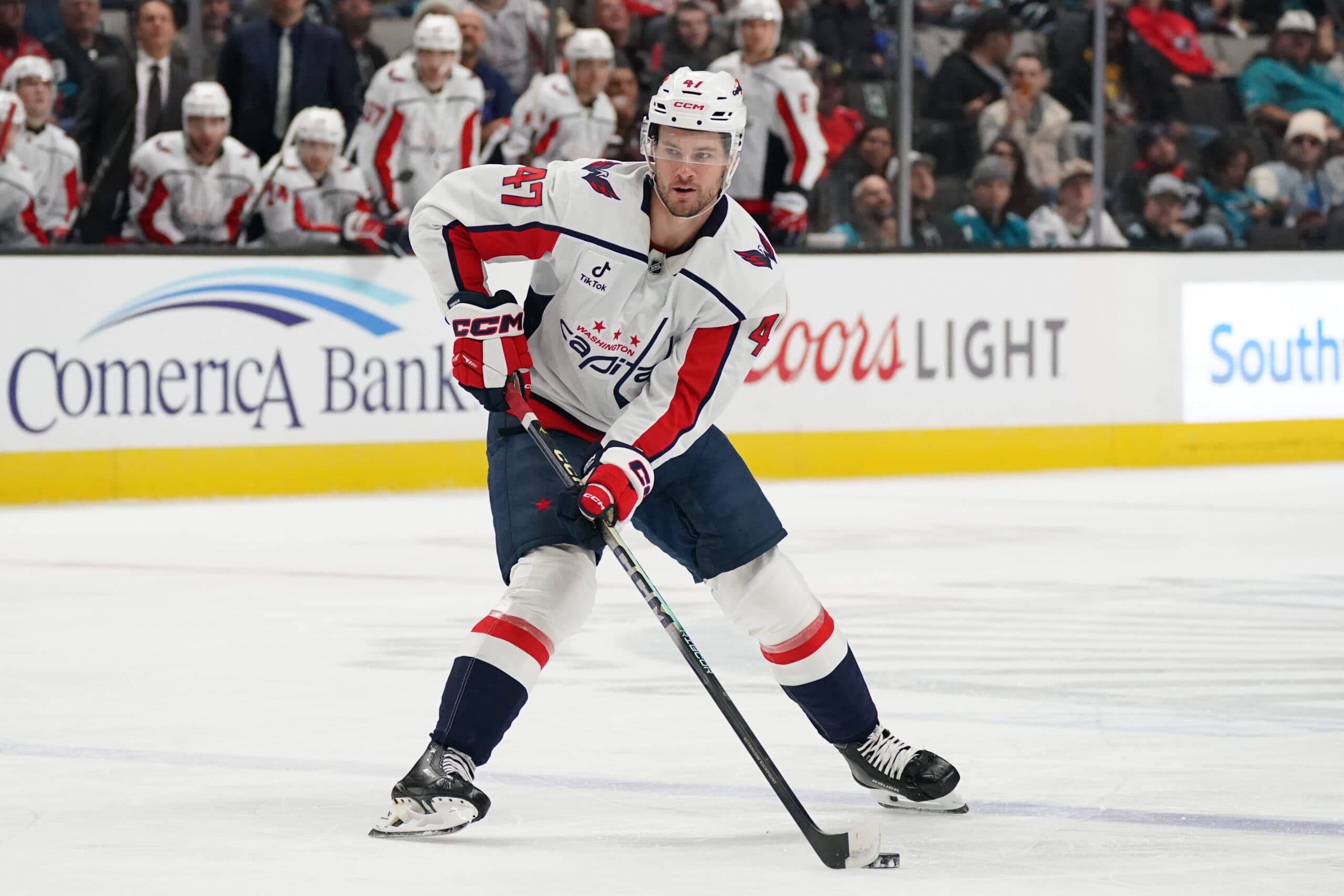 Devils acquire Declan Chisholm from Capitals for draft pick