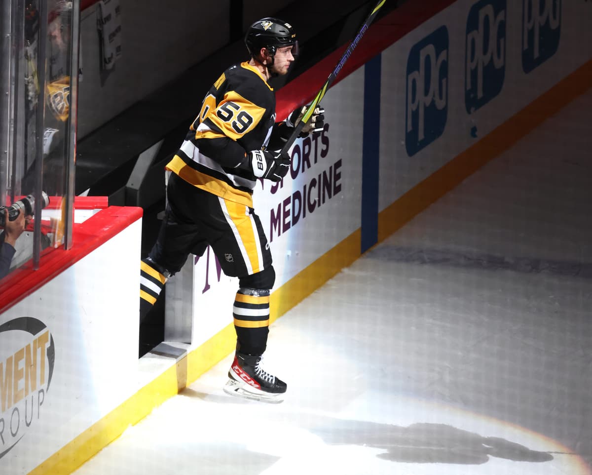 Penguins Lock in Chinakhov at $6.25M: Arbitration Avoided, Roster Stability Secured