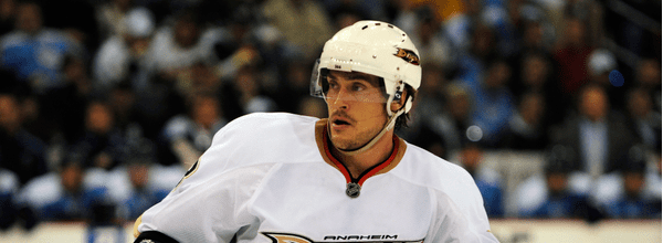 Selanne will miss two weeks with mouth injury