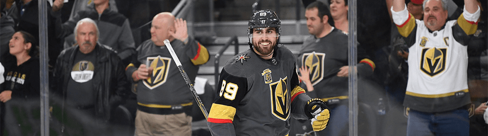 Alex Tuch signs seven-year extension in Vegas