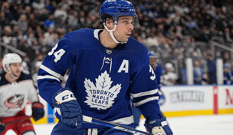 Auston Matthews records 50th (and 51st) goal in a 50-game span