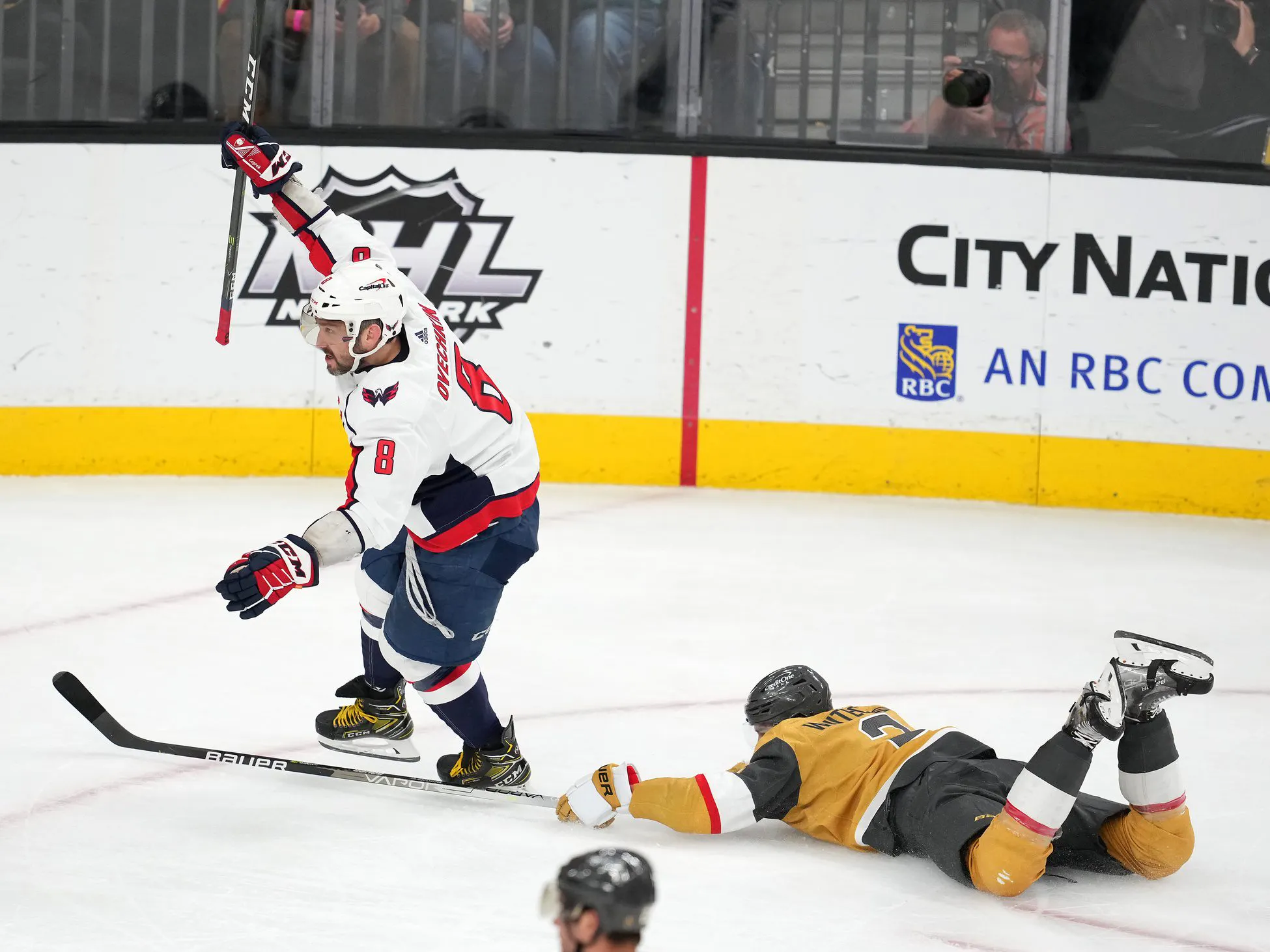 Alex Ovechkin ties NHL record with his ninth 50-goal season