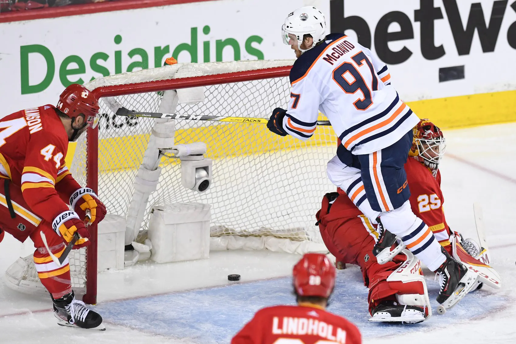 Stanley Cup Playoffs Day 18: Shesterkin and Raanta battle again, Oilers complete comeback to tie series