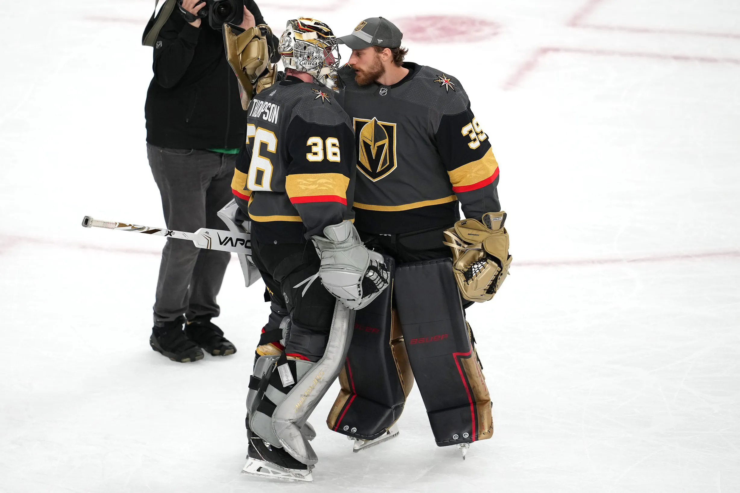 Vegas Golden Knights expected to use Laurent Brossoit and Logan Thompson as goaltending tandem