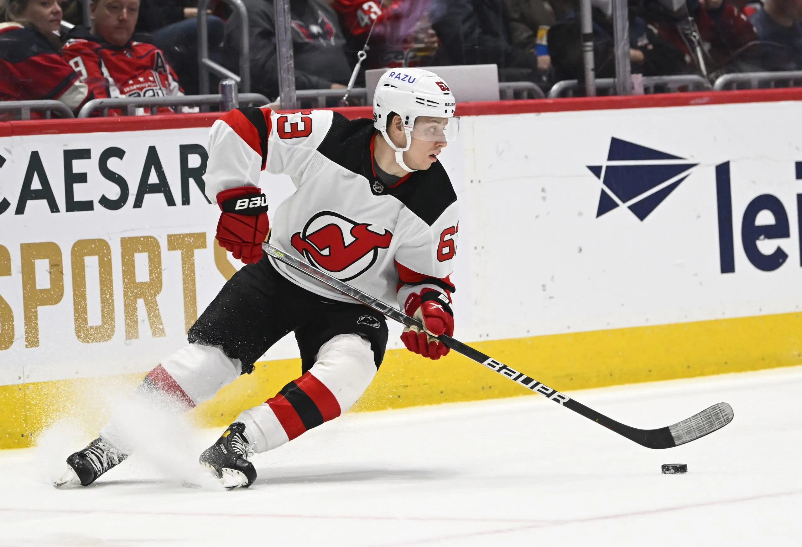 New Jersey Devils re-sign Jesper Bratt to one-year, $5.45 million contract