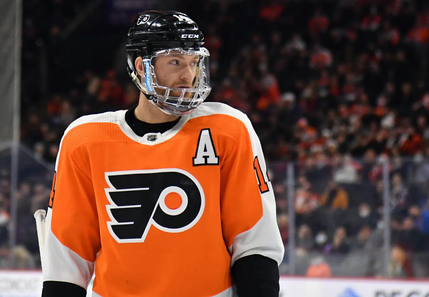 Sean Couturier out 3-4 months after back surgery; James van Riemsdyk out six weeks