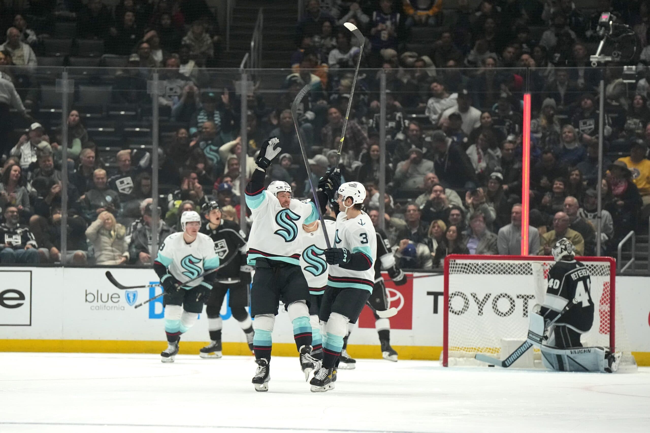 Daily Faceoff Live: The Kraken and Kings combined for 17 goals on Tuesday night