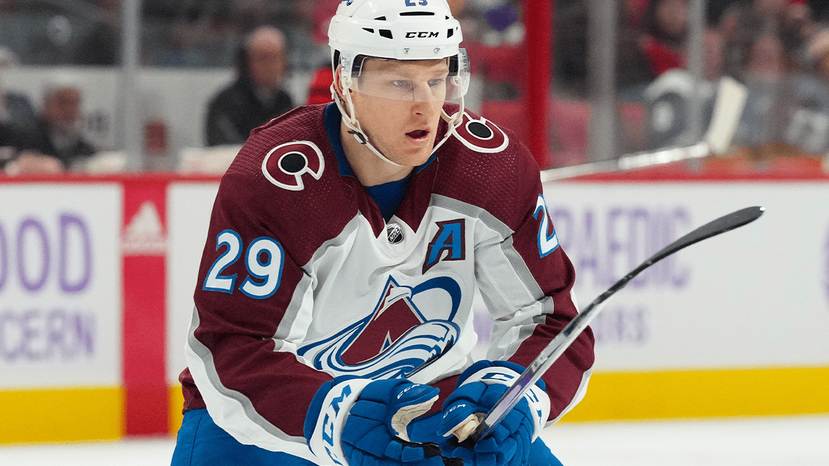 Fantasy Hockey Replacements for Nathan MacKinnon