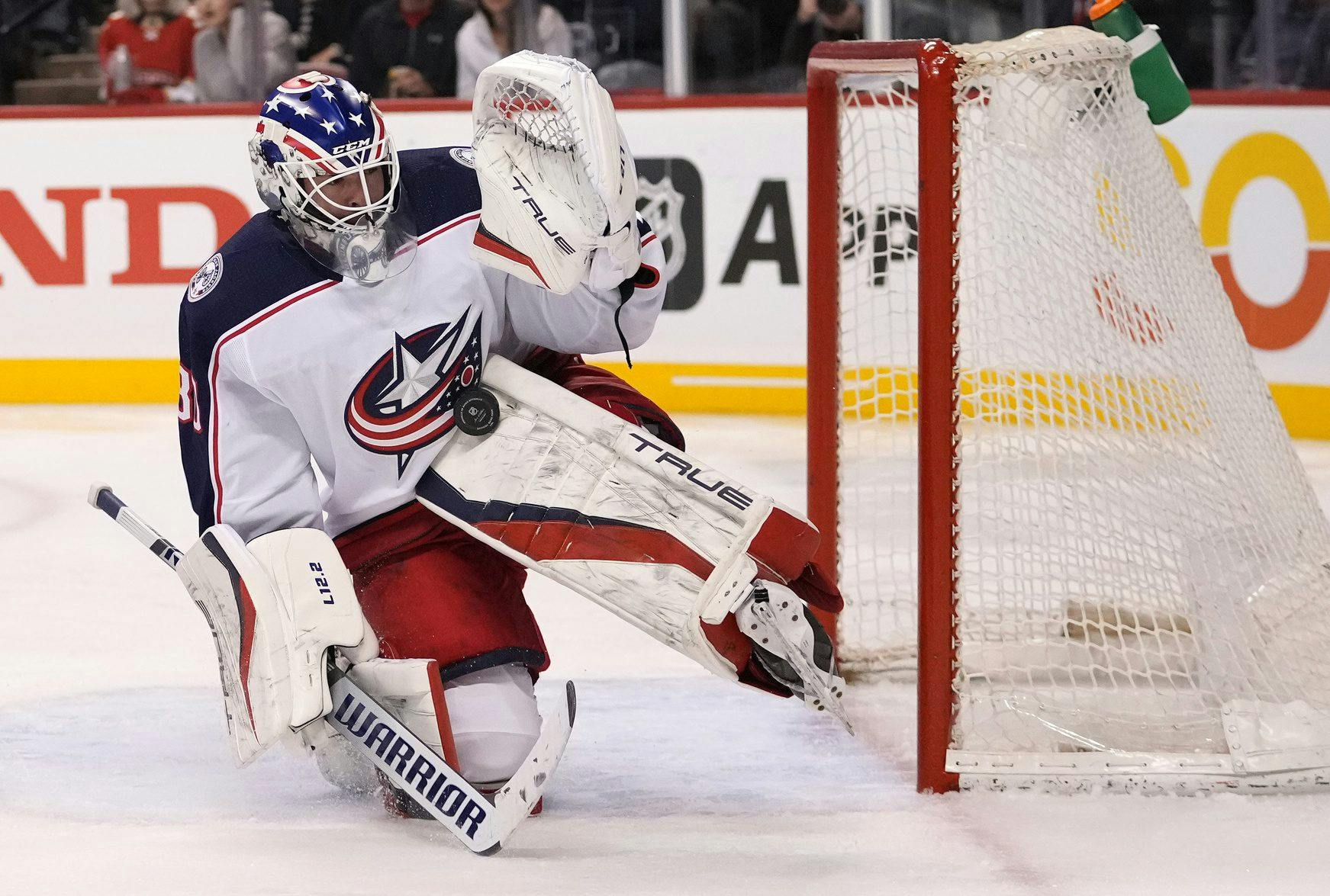 Florida Panthers sign goalie Jean-Francois Berube to one-year $750,000 contract