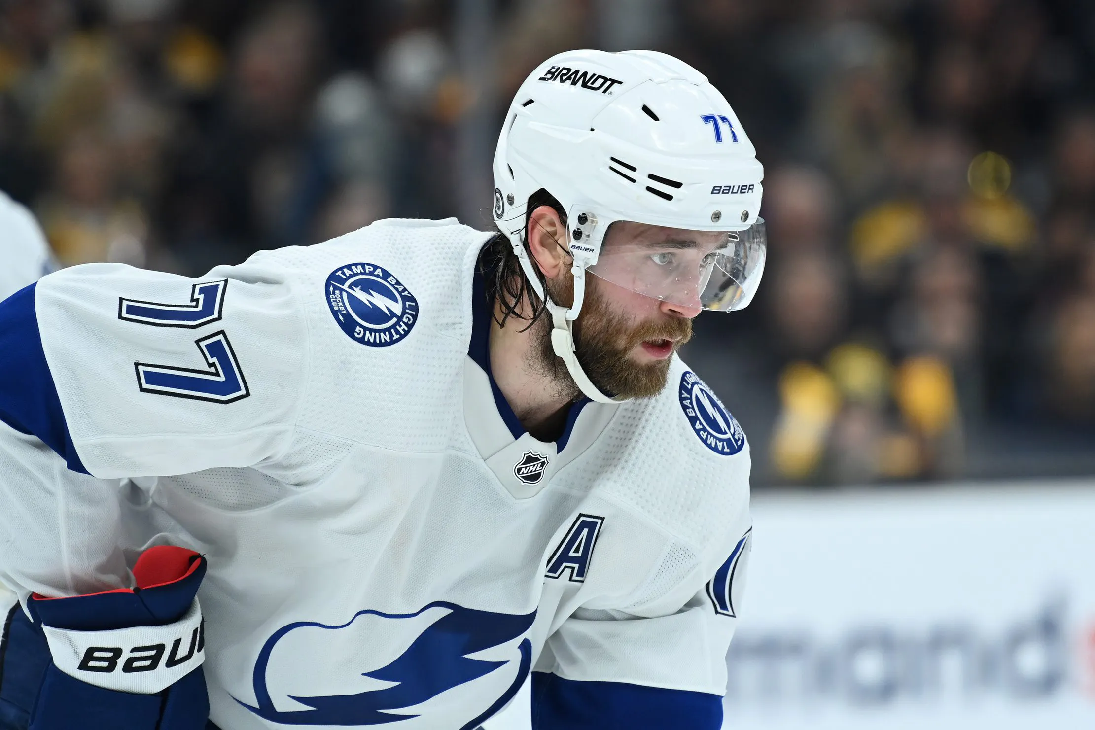 Victor Hedman leaves Lightning game against Columbus after first period