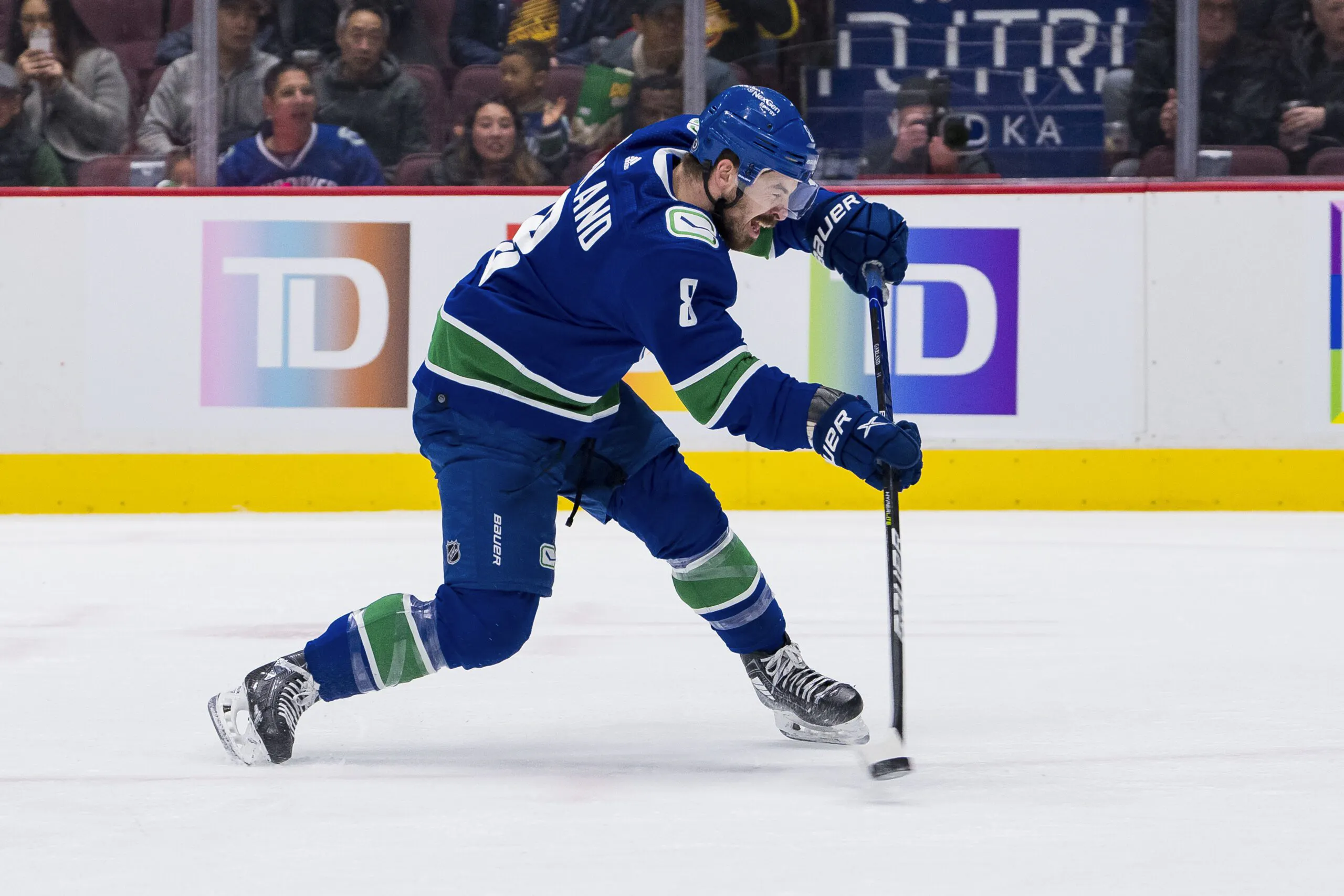 Vancouver Canucks gauging prices to dump contracts, focusing on Conor Garland