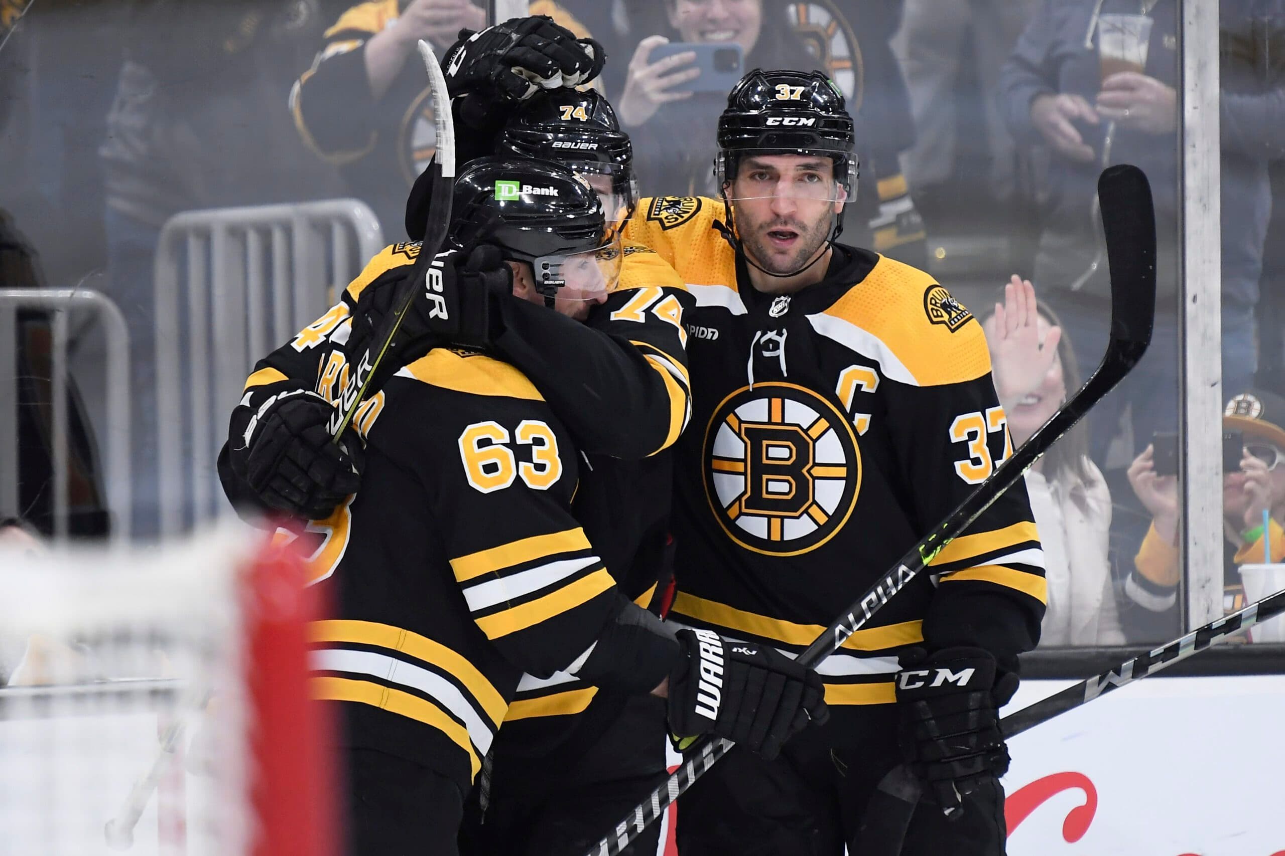 Boston Bruins forward Patrice Bergeron named 2023 Selke Trophy winner