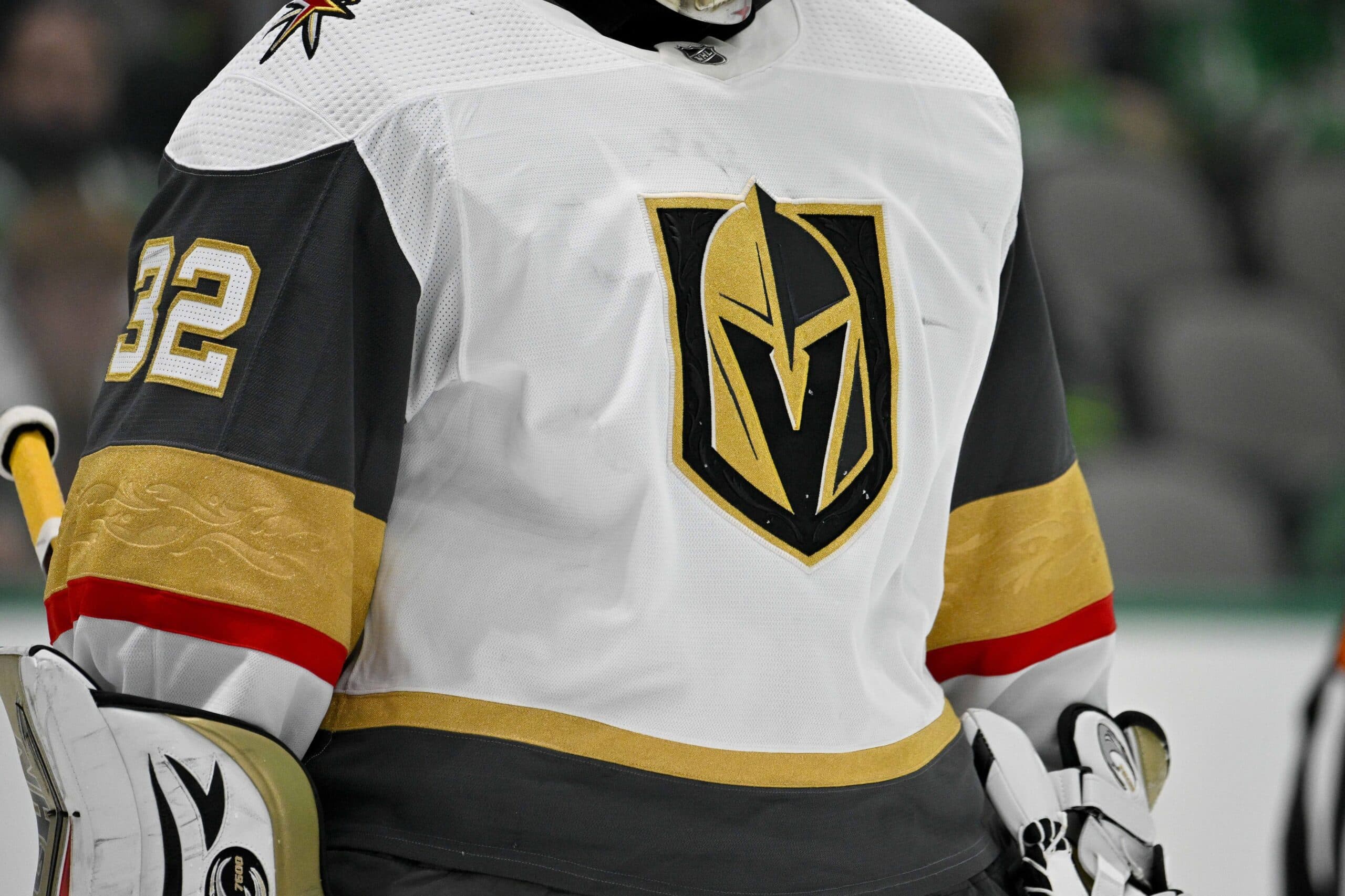 Golden Knights sign Zach Aston-Reese and Tanner Laczynski to two-way contracts