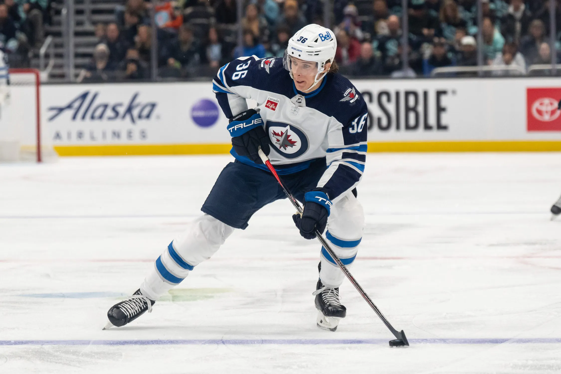 Jets’ Morgan Barron out day-to-day with lower-body injury