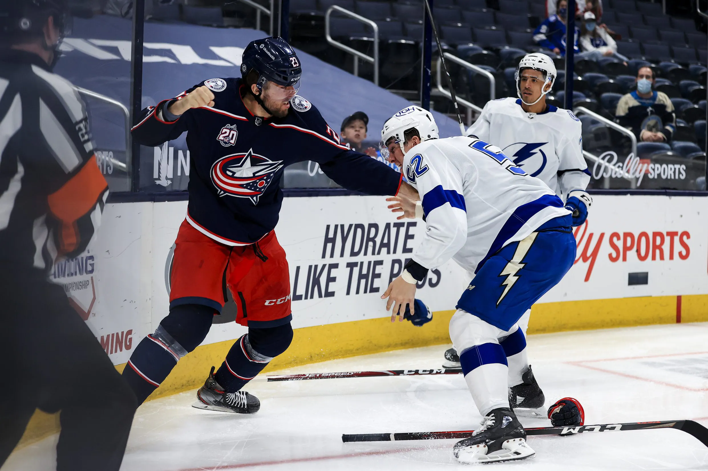 Stefan Matteau returns to Columbus Blue Jackets on professional tryout agreement