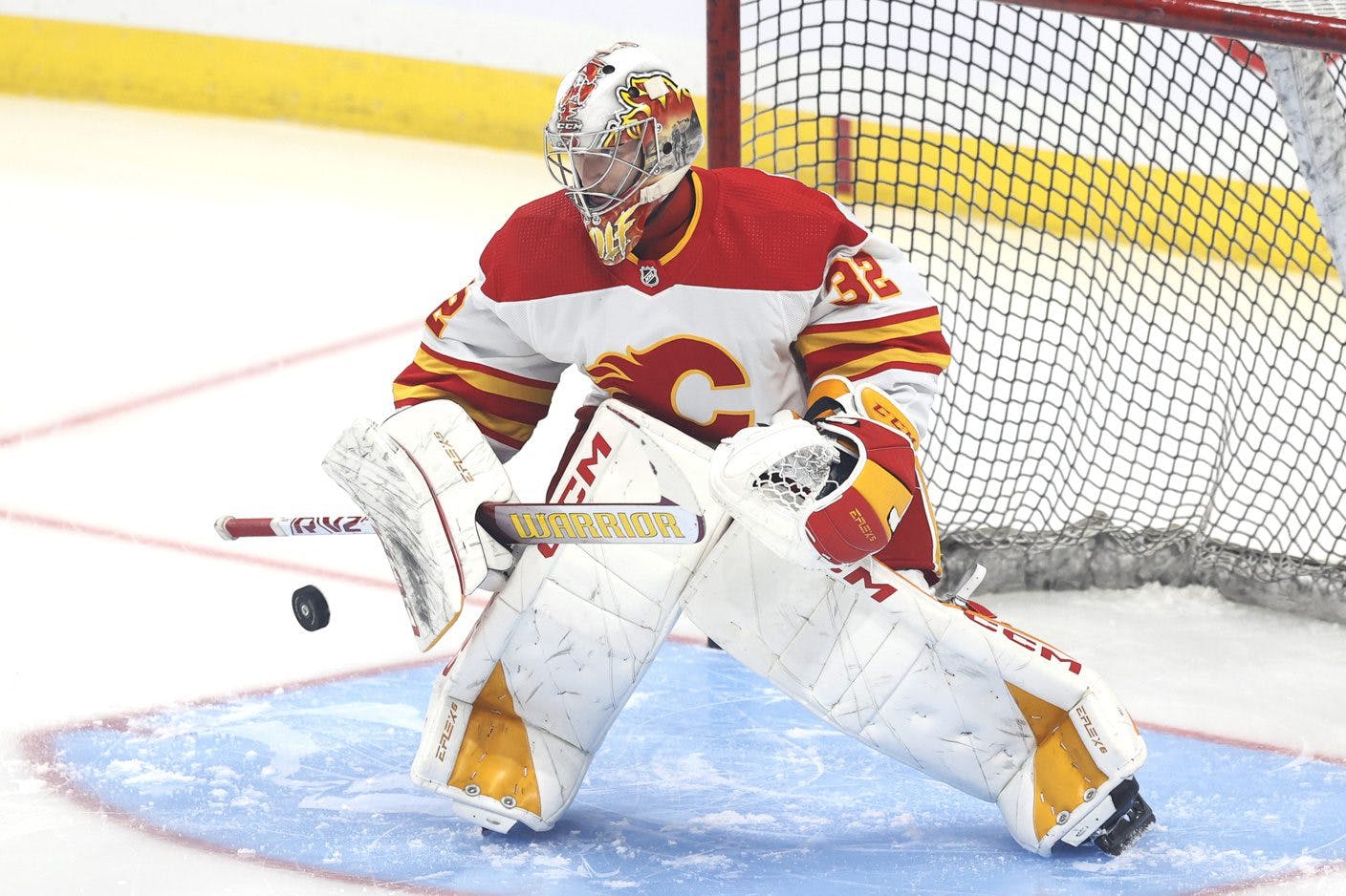 Flames plan to start Dustin Wolf in AHL if Vladar trade doesn’t materialize