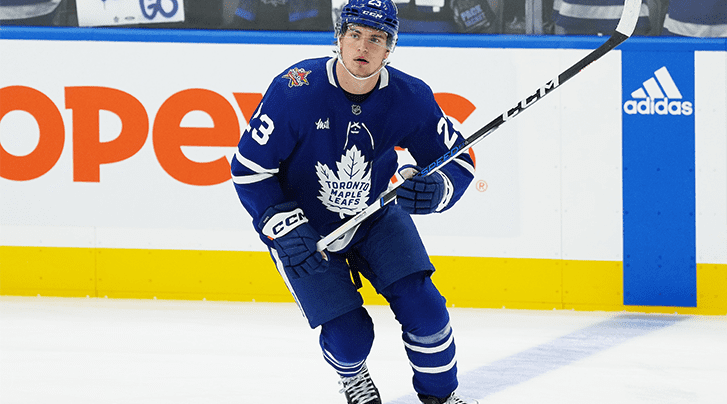 Toronto Maple Leafs’ Matthew Knies leaves game vs. Bruins with possible injury