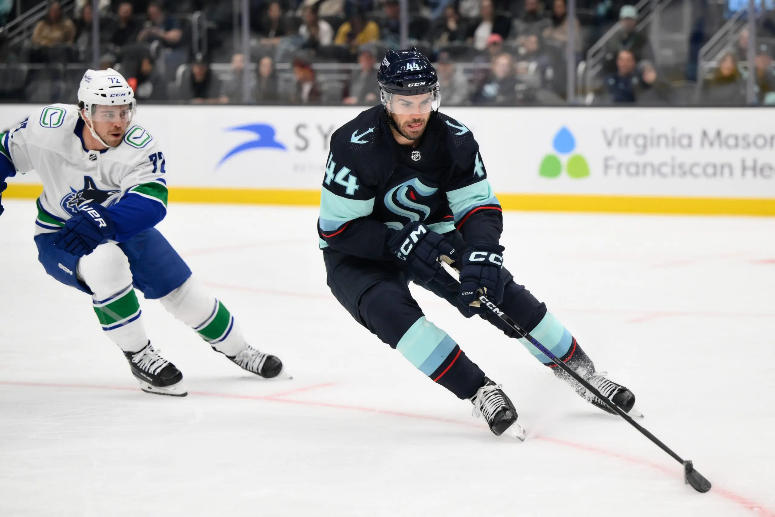 Chicago Blackhawks claim Jaycob Megna off waivers from the Seattle Kraken