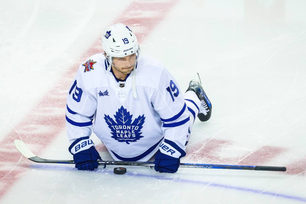 Toronto Maple Leafs forward Calle Järnkrok week-to-week with broken knuckle