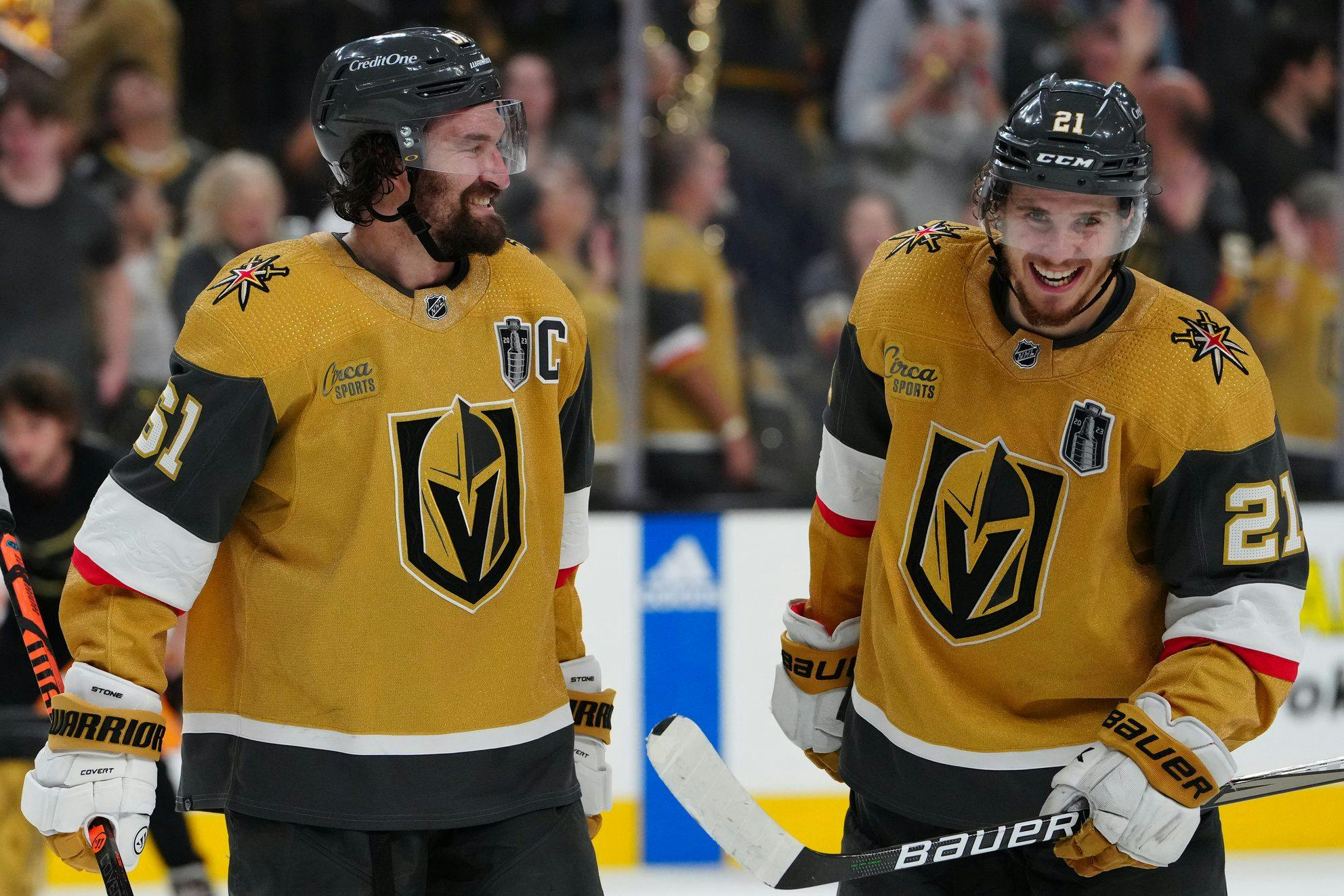 Vegas Golden Knights’ Mark Stone week-to-week with lacerated spleen, placed on IR