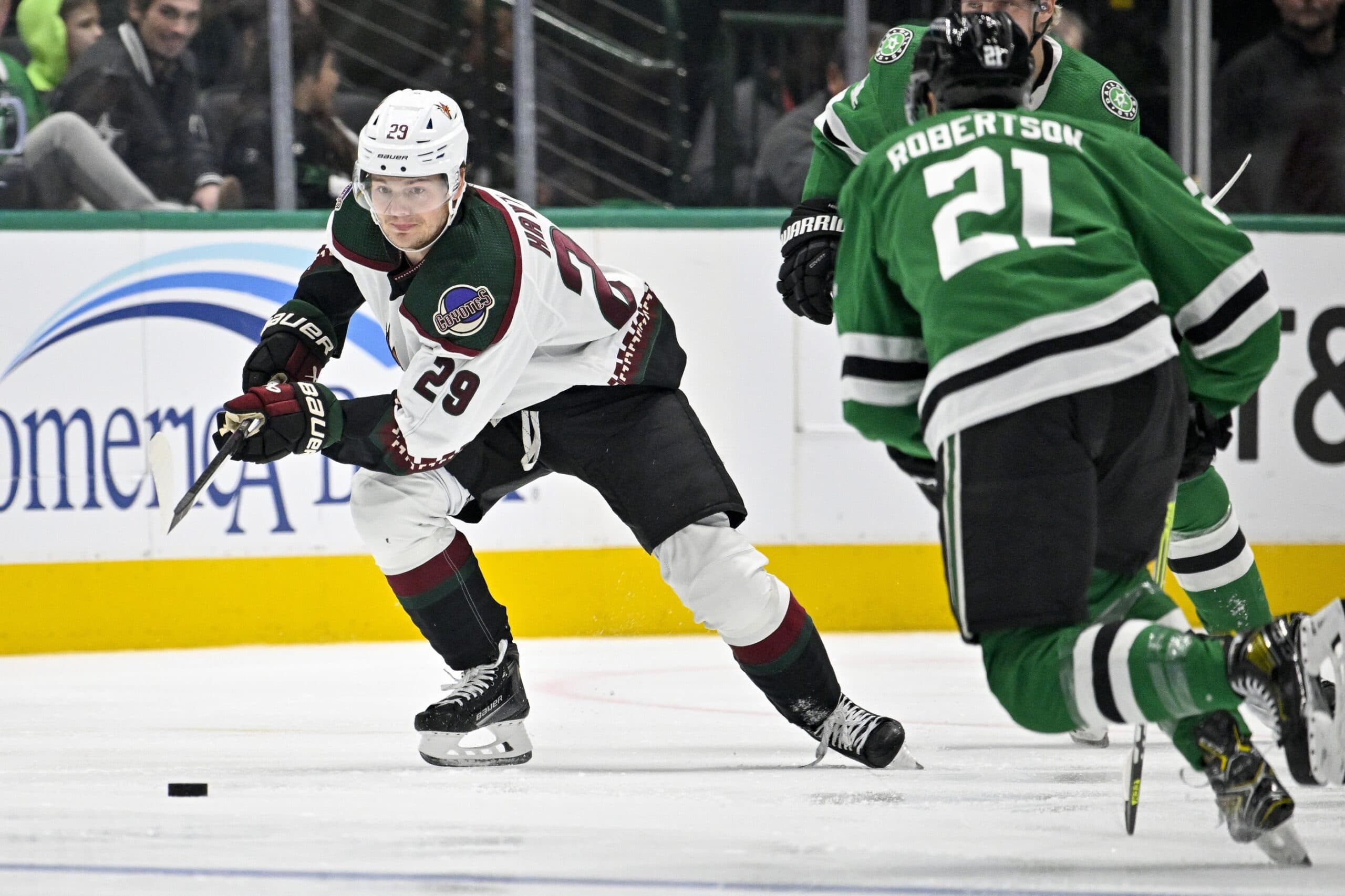 Coyotes center Barrett Hayton to return from injury Thursday night against Vegas